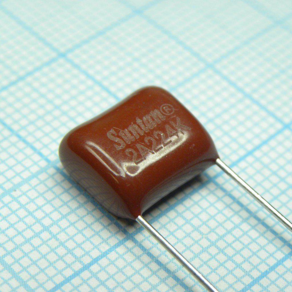 TS02002A224KSB0D0R - Конденсатор металлоплёночный полиэтилентерефталатный 0.22мкФ 100В ±10% (13х7х11мм) шаг выводов 10мм 85°С россыпь