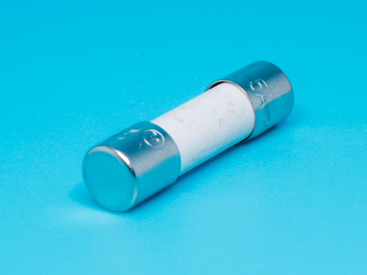 FS-52KF-5.0/250 - Предохранитель 5х20мм, керамический, быстрый, 5А/250В (GBM)