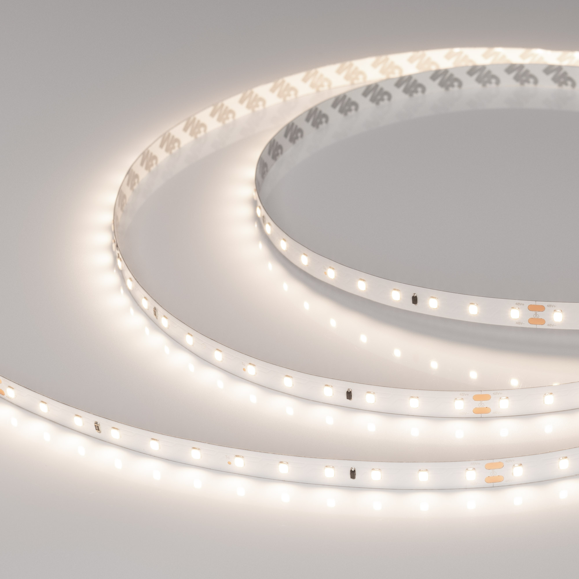 Лента IC-A72-10mm 48V Day4000 (3.8 W/m, IP20, 2835, 60m) 038806 - Стабилизированная светодиодная лента длиной 60м с подключением с одной стороны IC-A72, открытая. Светодиоды 2835, 72 шт/м (4320 шт на 60 м), белая плата, ширина 10 мм, скотч 3M. Цвет ДНЕВНО