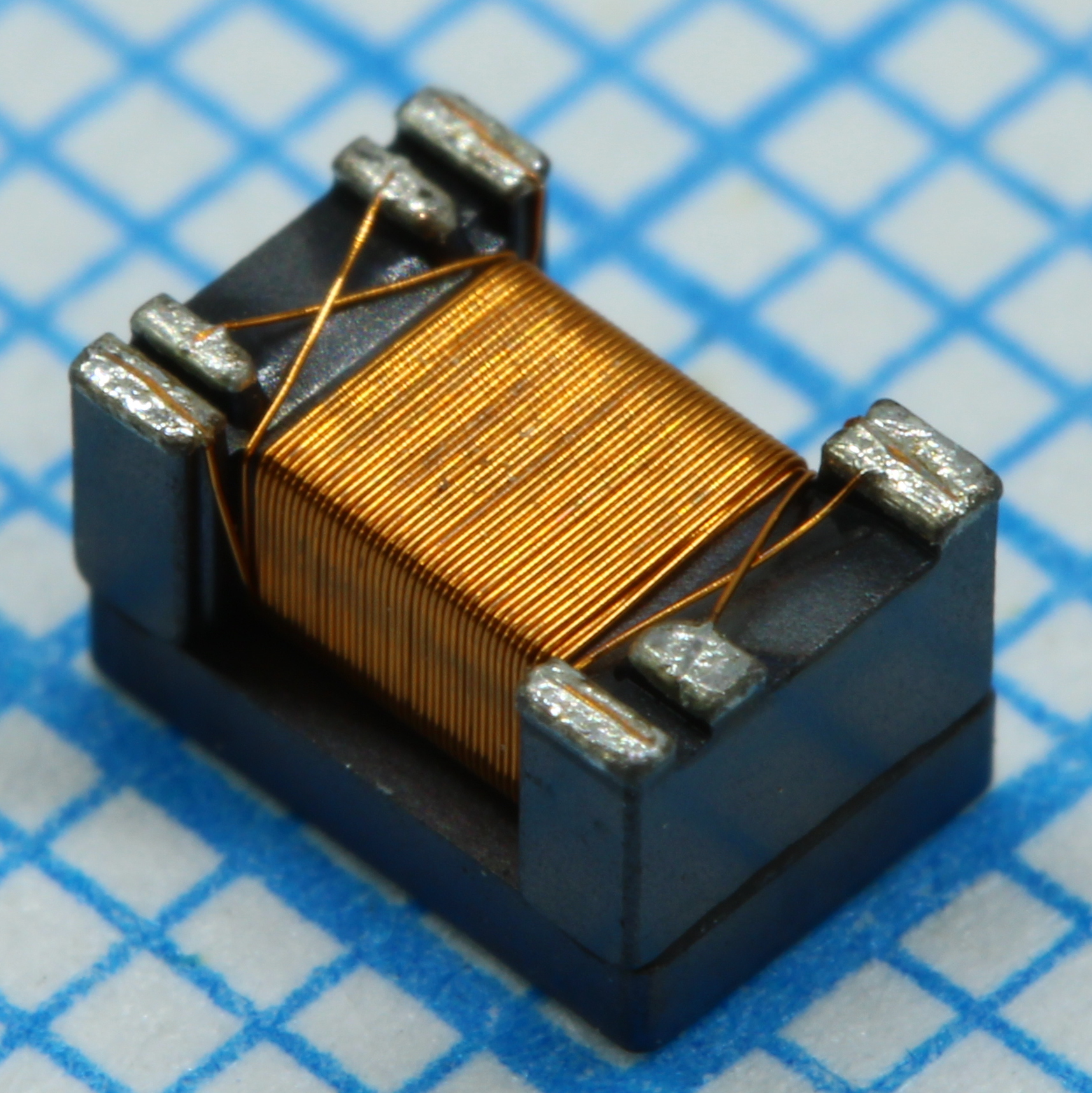 SM453229-381N7Y - Трансформатор телекоммуникационный 1:1 6 выводов SMD