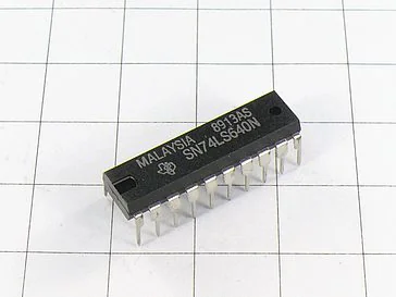 Микросхема SN74LS640N