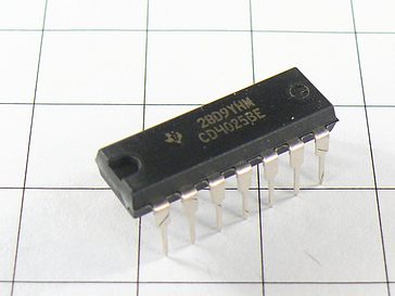 Микросхема CD4025BE