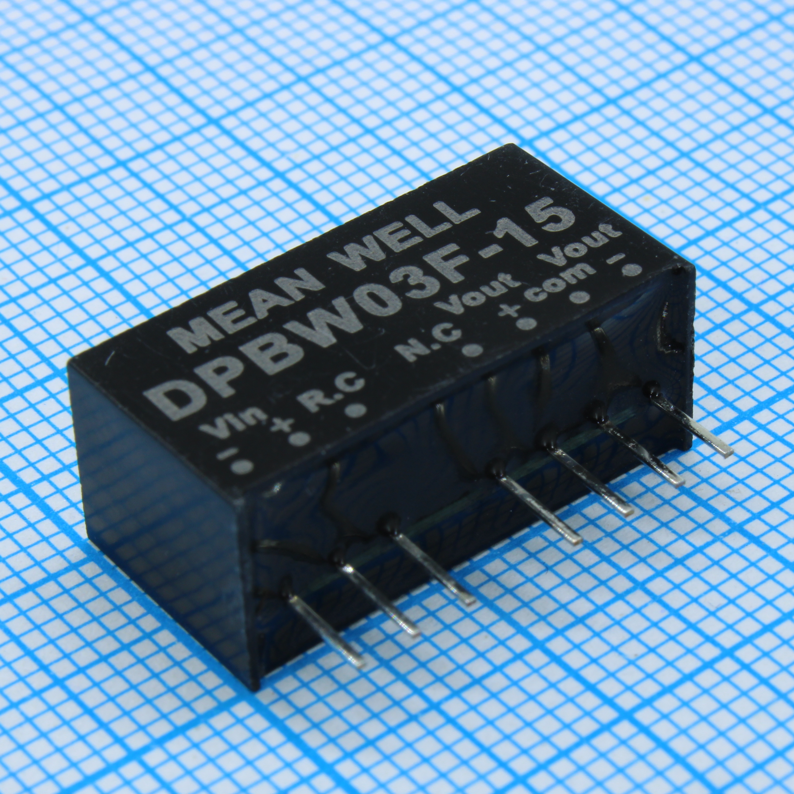 DPBW03F-15 - Преобразователь DC/DC, 3Вт, Uвх=9…36В, Выход ±15В/±100мА, изоляция 1500В DC, корпус SIP8 21.8х9.2х11.1мм, -40°С…+85°С