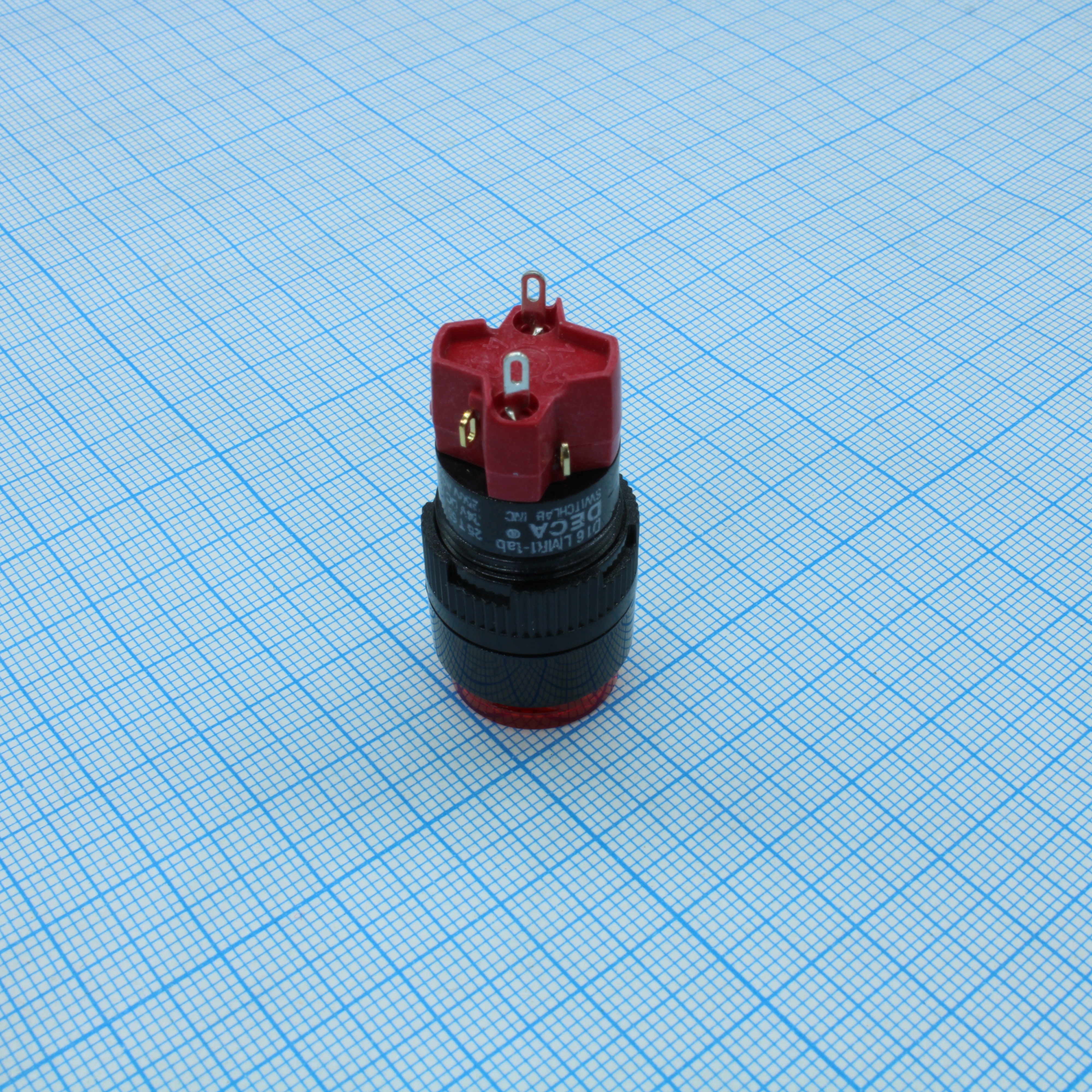 D16LMR1-1ABKR - Кнопка без фиксации (5A 250VAC), LED подсветка 24VDC