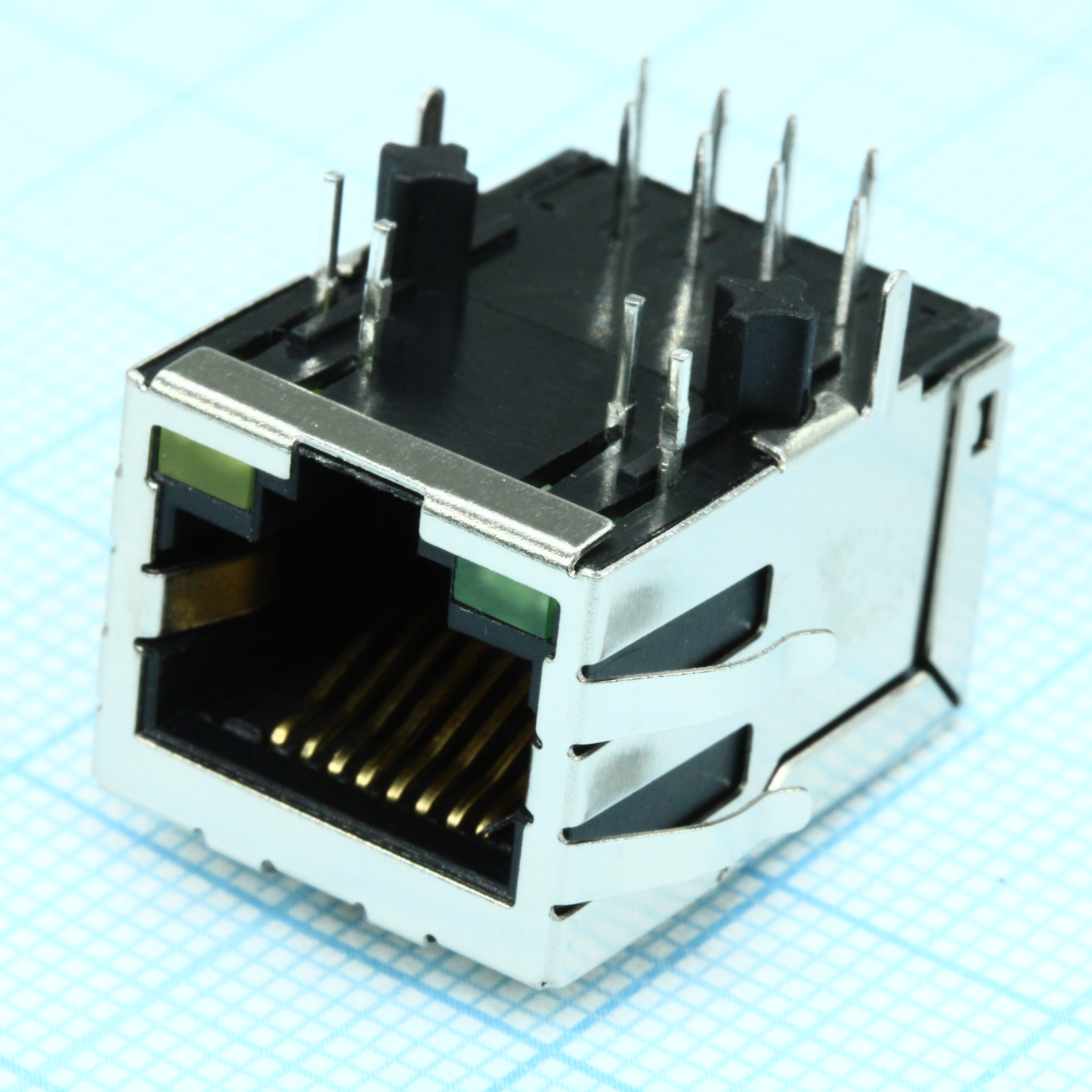 TRJ4011ABNL - Разъем экр."гнездо" RJ-45 c согласующ. фильтром 10/100Base-TX(1:1), 2 нижн. светодиод. (лев. зел./прав. желт.), с лепестк., от - 40 до + 85 гр.C, пр. угол на плату, Lк.= 21.3 мм  (аналог J0011D21BNL*/ HFJ11-E2450E-L12RL*/ J00-0065NL**)