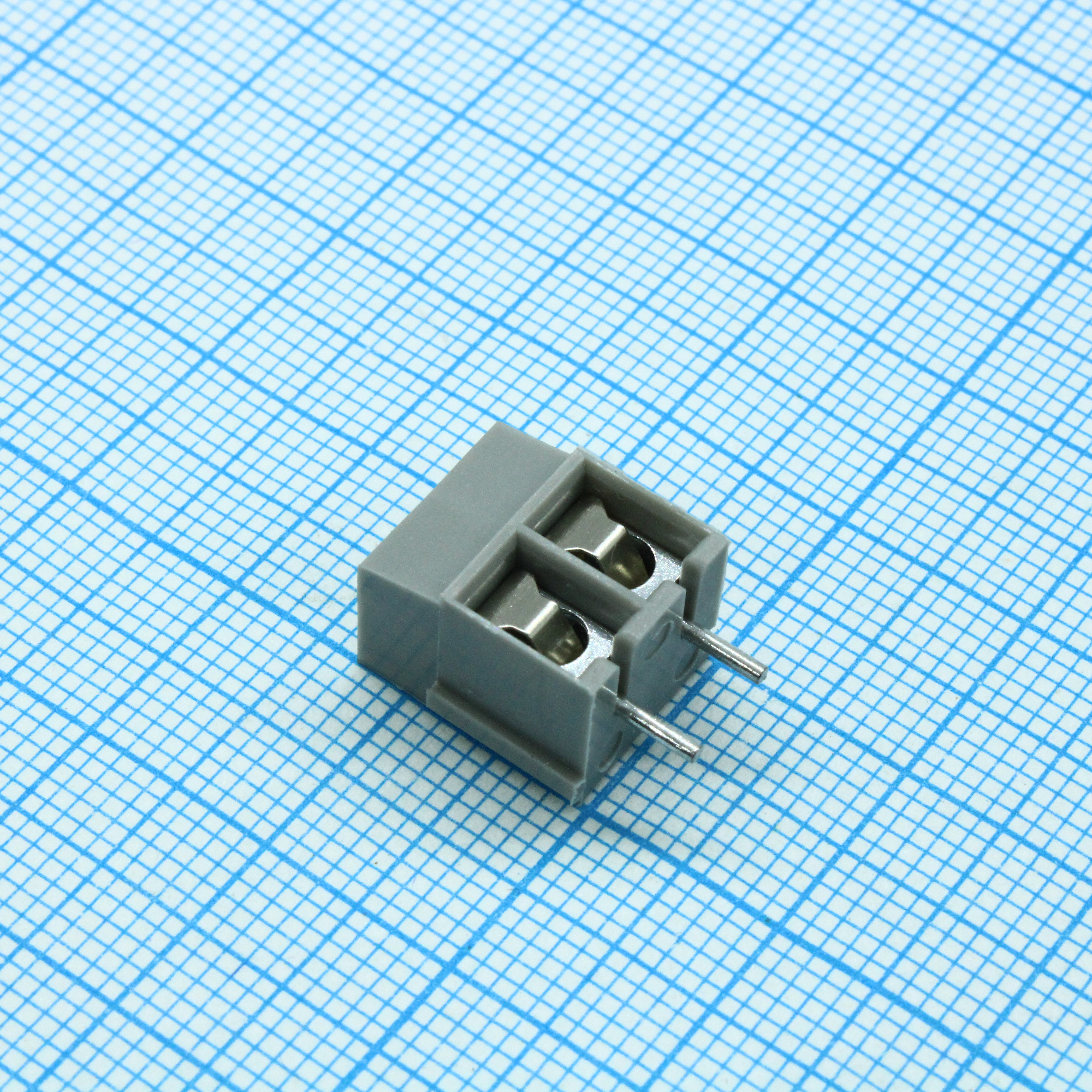 KF300-5.0-02P-11 Grey - Винтовой клеммный блок с защитой провода, 2 контакта. Серия KF300-5.0 серый