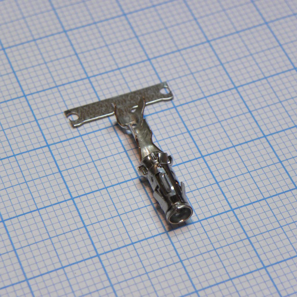 929974-1 - Круглый контакт питания, Серия 2.5mm System