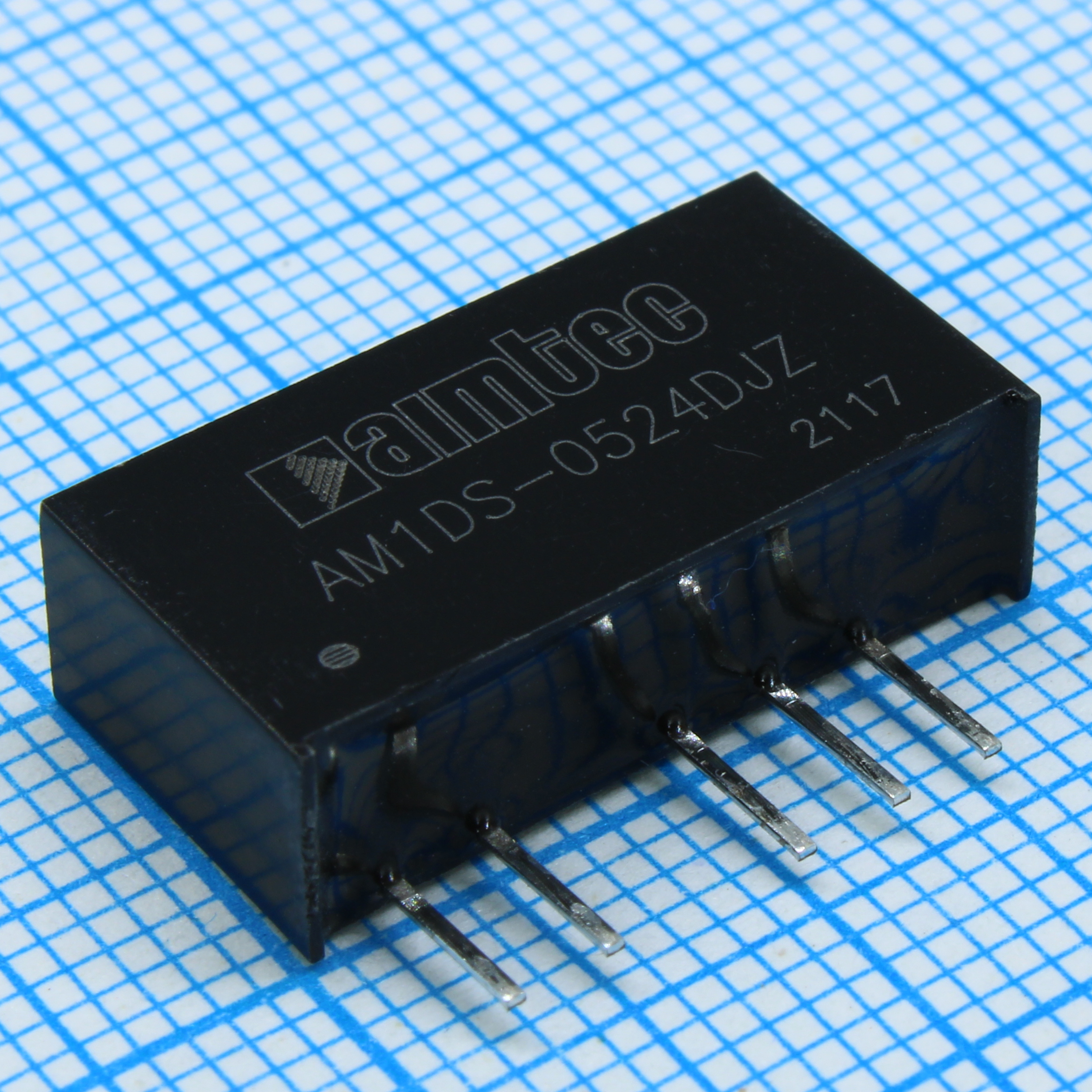 AM1DS-0524DJZ - DC/DC, 1Вт, вход 4.5…5.5В, выход ±24В/±0.003…0.021А, изоляция 1500В DC, КПД 85%, максимальная емкостная нагрузка не более 100мкФ, SIP7, 19.65x6x10.16мм, -40…105°C, пластик