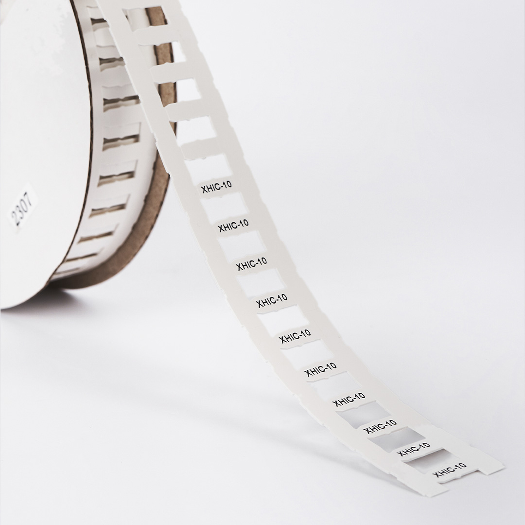 Маркер для контейнеров XHIC-10-4,6x0,4-W - Маркер для конейнеров CHL, STC, DMP, форма маркера: конус, высота 4,6 мм, длина 10 мм, цвет белый, для принтера: RT200, RT230, в упаковке 1800 маркеров