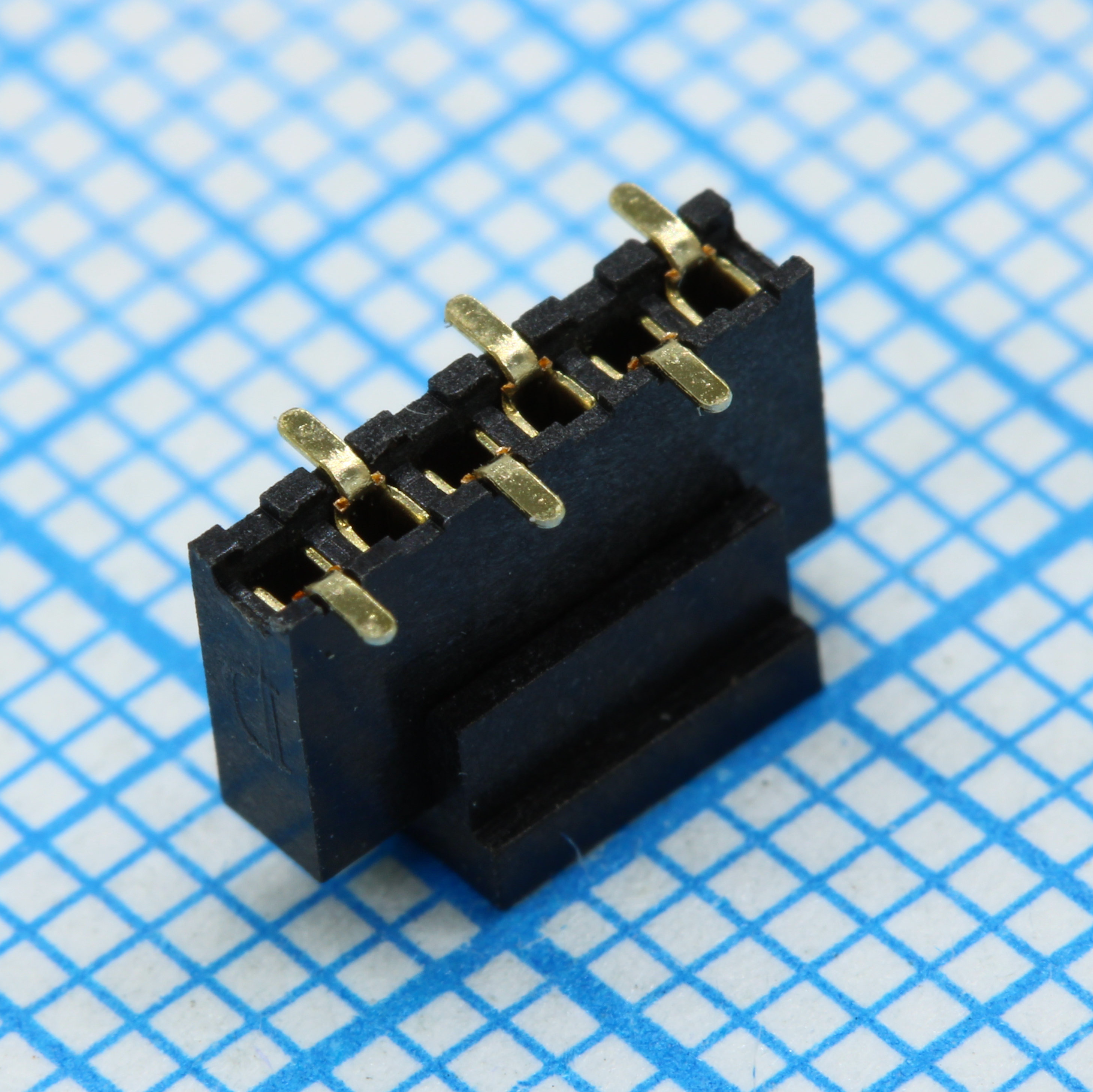 DS1065-02-1X6S8BS1SR - Розетка на плату, однорядная шаг1,27мм, SMD 6 контактов