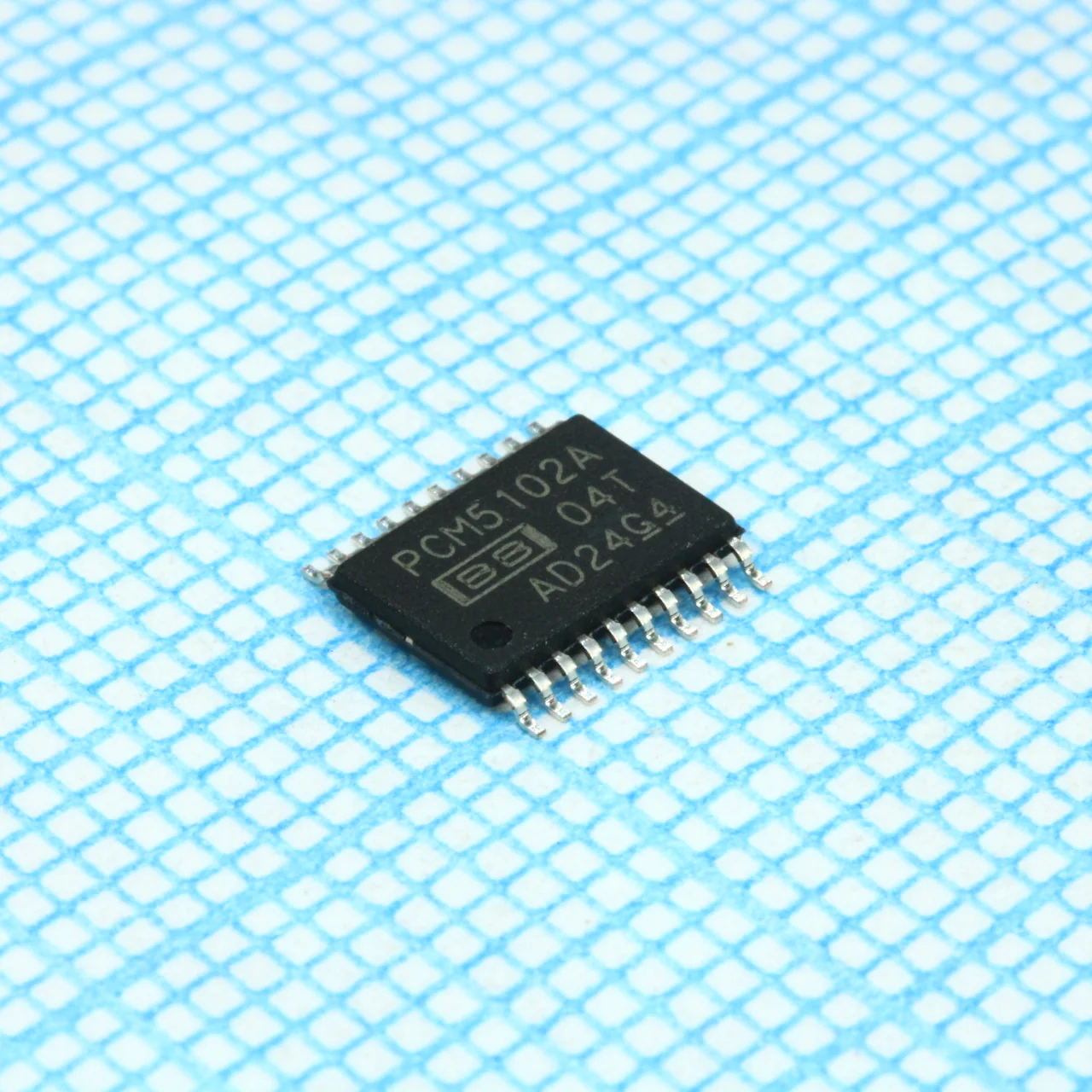 PCM5102APWR - 32-разрядный двухканальный ЦАП