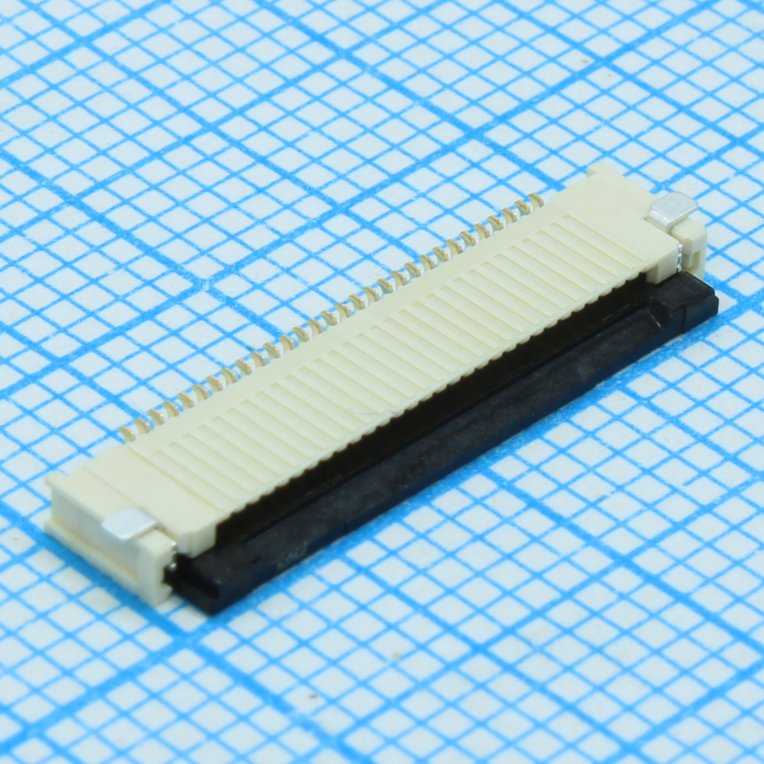 5051103091 - Соединитель FFC/FPC 30 контактов шаг 0.5мм угловой SMD серия Easy-On™ лента на катушке