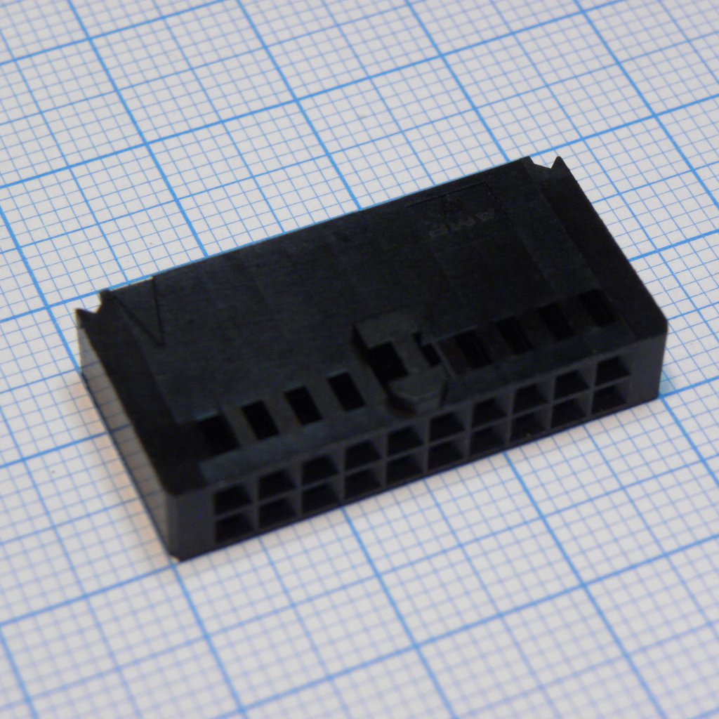 102387-4 - Кожух разъема RCP 20 местн. 2.54мм с захватом для монтажа кабеля