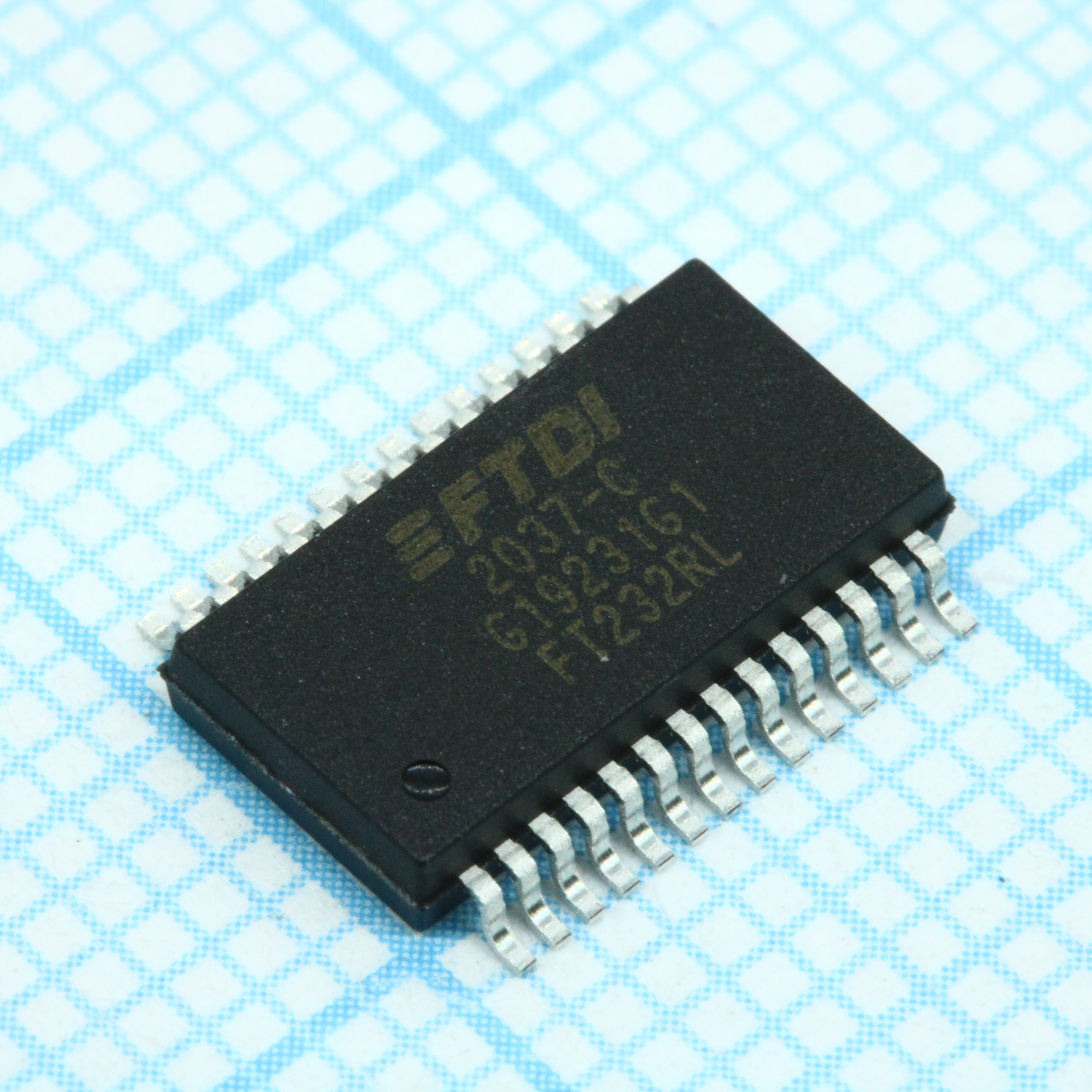 FT232RL-REEL - Интерфейс: USB <-> UART