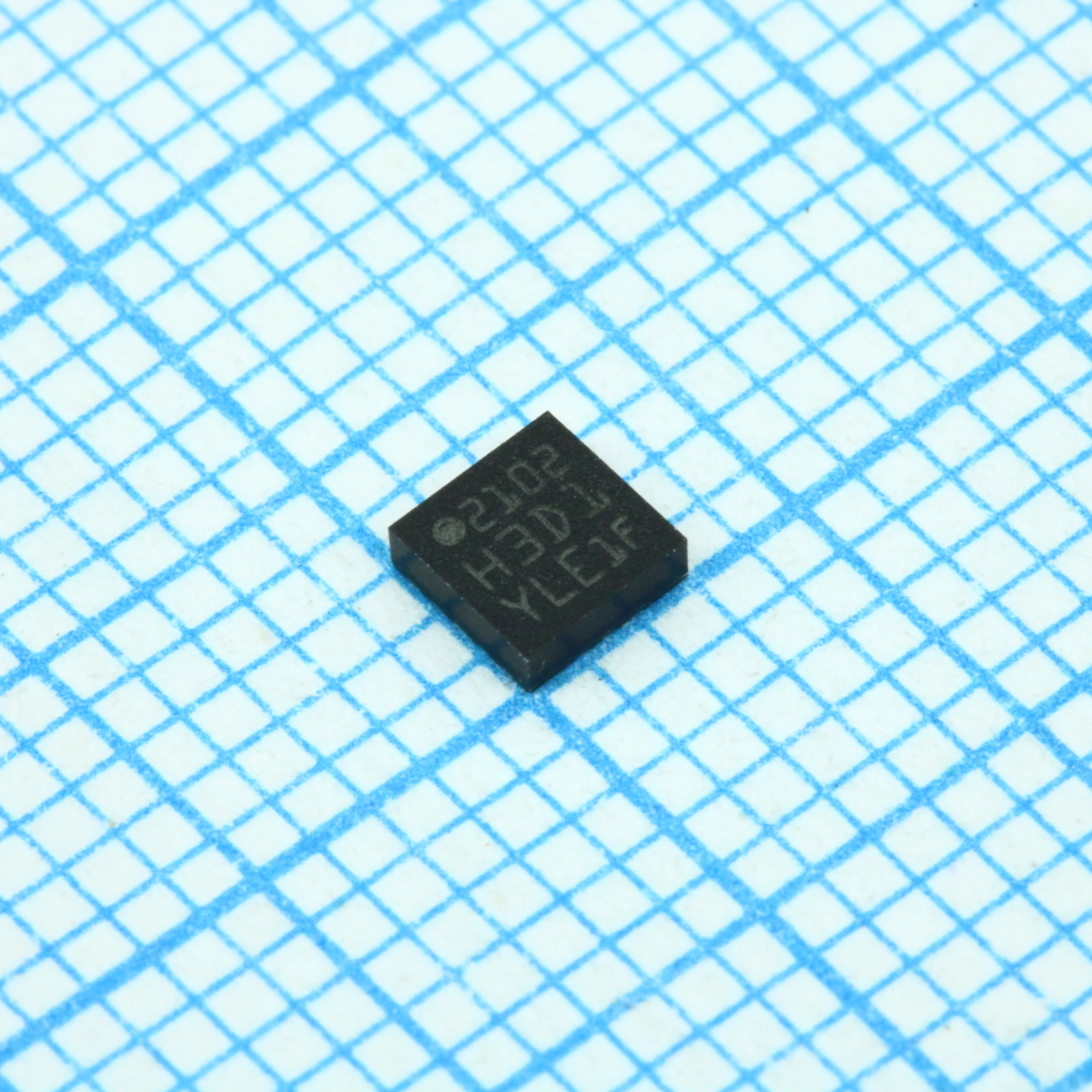H3LIS100DLTR - Акселерометр 3 осевой ±100g электропитание 2.5В 16-Pin TLFGA лента на катушке