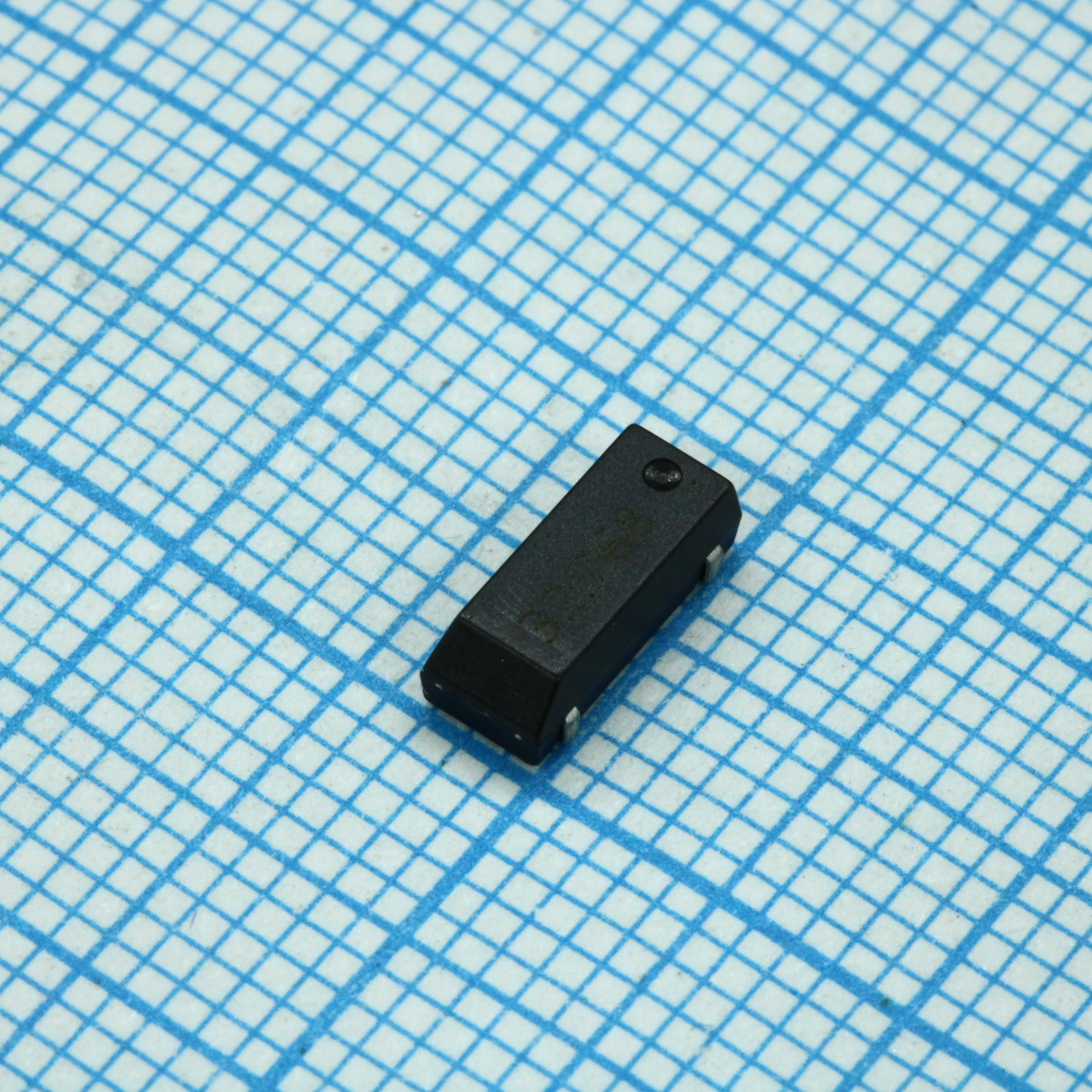 WTL3X85268FO - Резонатор кварцевый 32.768кГц 20ppm, Cшунт = 2пФ, Cнагр = 12.5пФ