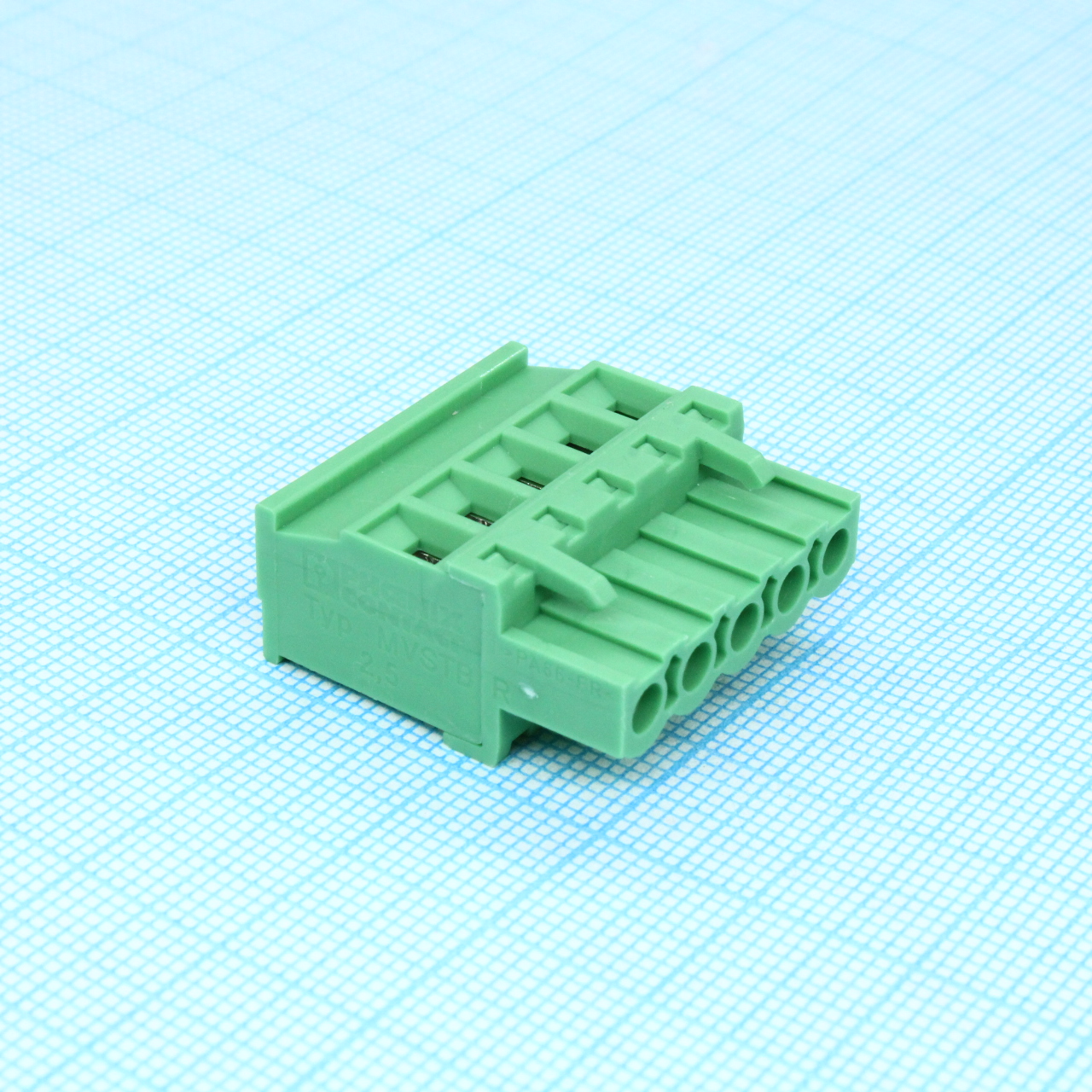MVSTBR 2.5/ 5-ST - Разъемы для печатной платы, номинальный ток: 12 A, расчетное напряжение (III/2): 320 В, номинальное сечение: 2,5 мм?, полюсов: 5, размер шага: 5 мм, тип подключения: Винтовой зажим с натяжной гильзой, цвет: зеленый