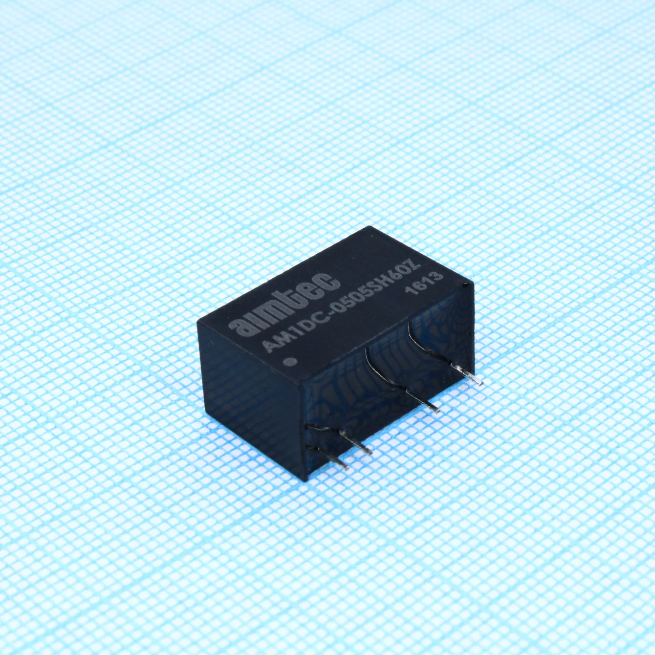 AM1DC-0505SH60Z - DC/DC, 1Вт, вход 4.5…5.5В, выход 5В/0.2А, изоляция 6000В DC, КПД 75%, максимальная емкостная нагрузка не более 220мкФ, SIP7, 19.5x9.8x12.5мм, -40…85°C, пластик