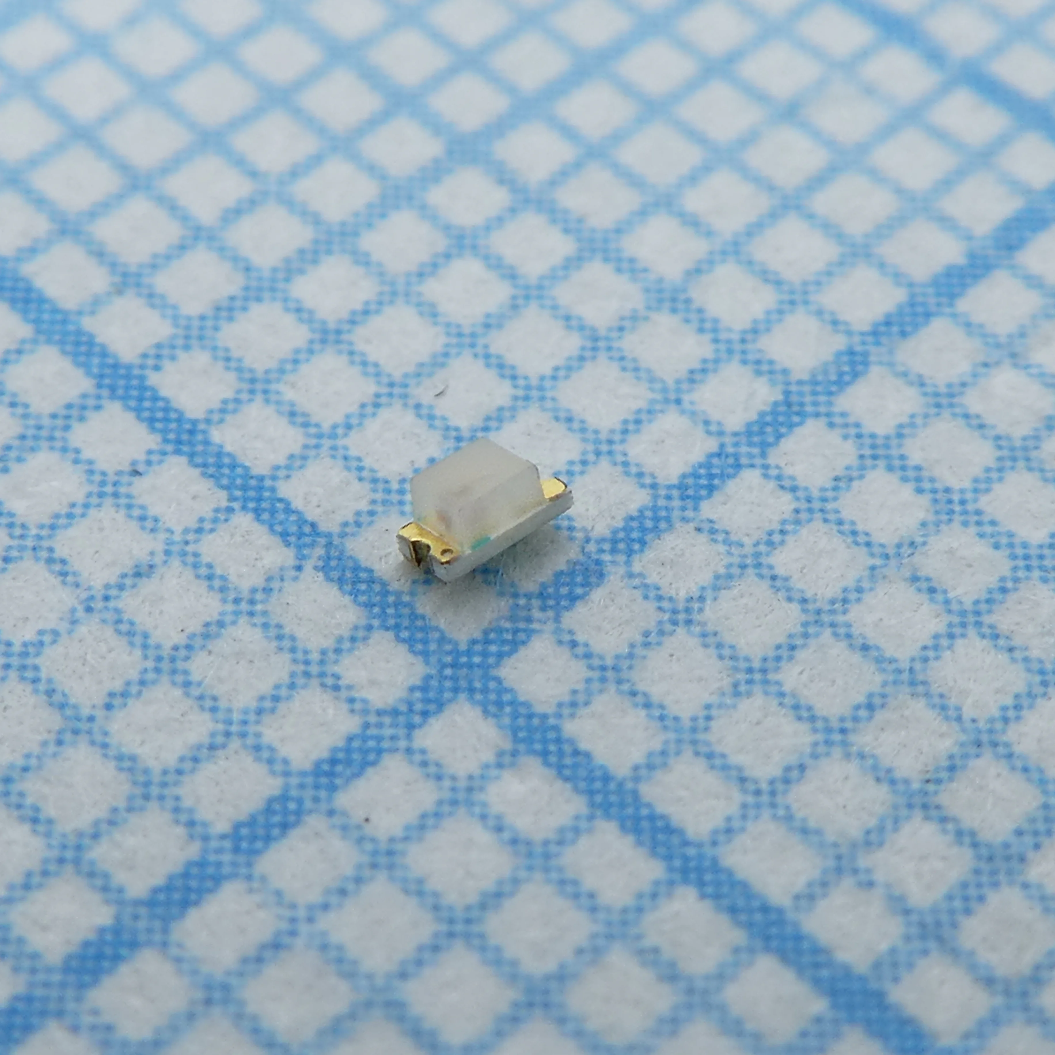 HSMY-C190 - Светодиод SMD жёлтый 589нм матовый