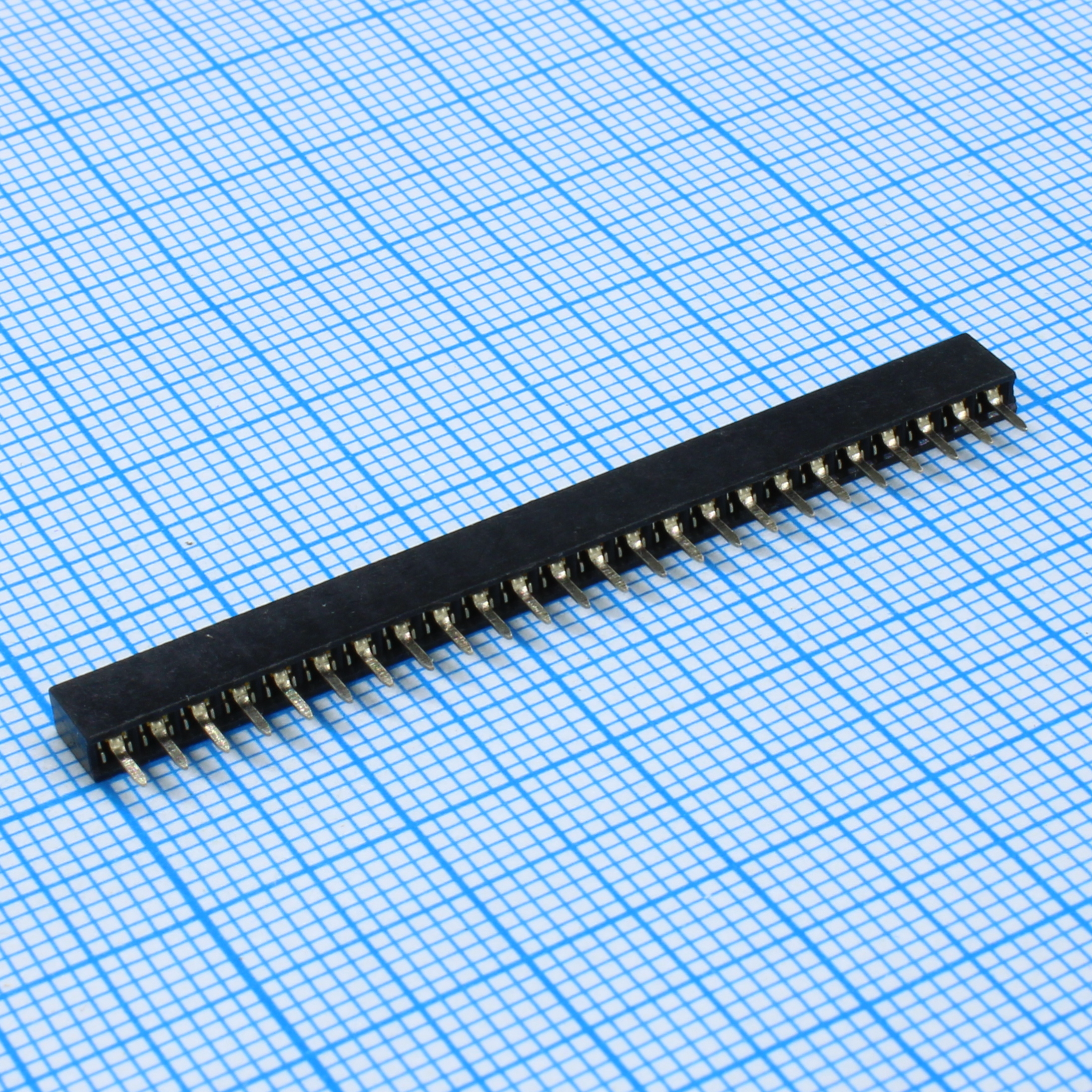 DS1026-01-1X24S8BV - Гнездо на плату 1x24 конт., шаг 2.00мм, высота 4.3мм, позолоч.
