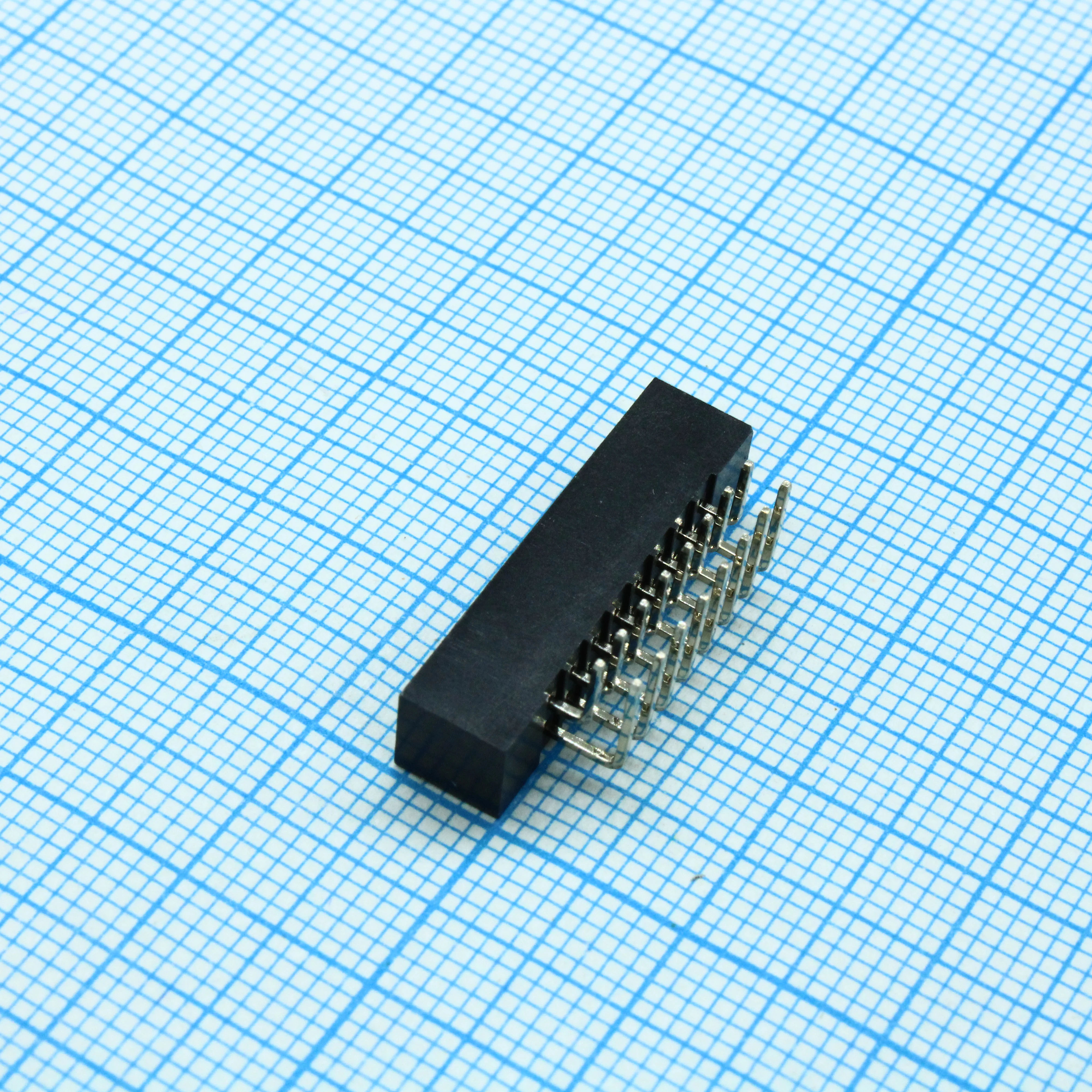 DS1014-16RFB-B - IDC2 разъем, вилка на плату угловая двухрядная 16pin(2x8)., шаг 2.00мм