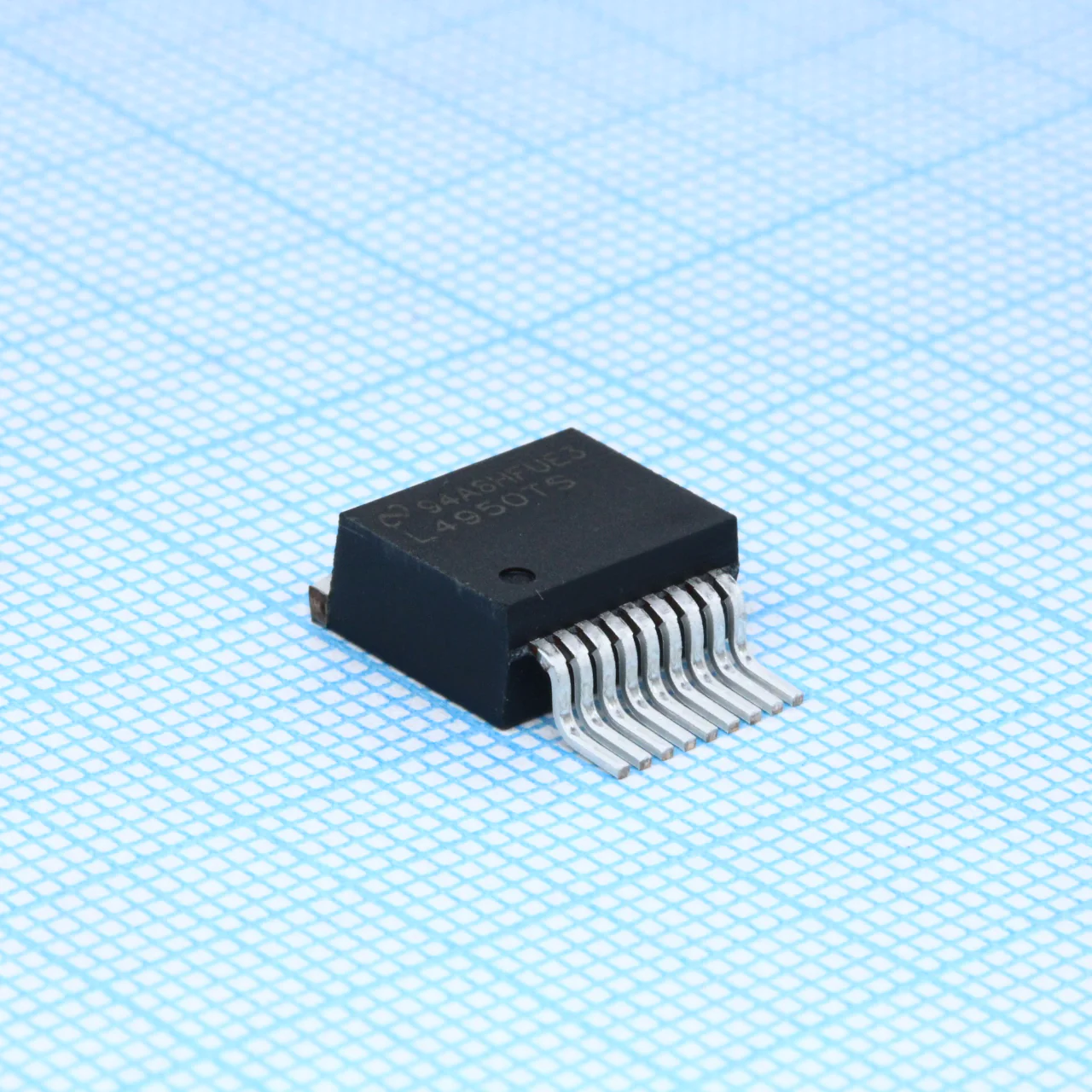 LM4950TS/NOPB - Усилитель мощности, моно 7,5 Вт или стерео 3,1 Вт