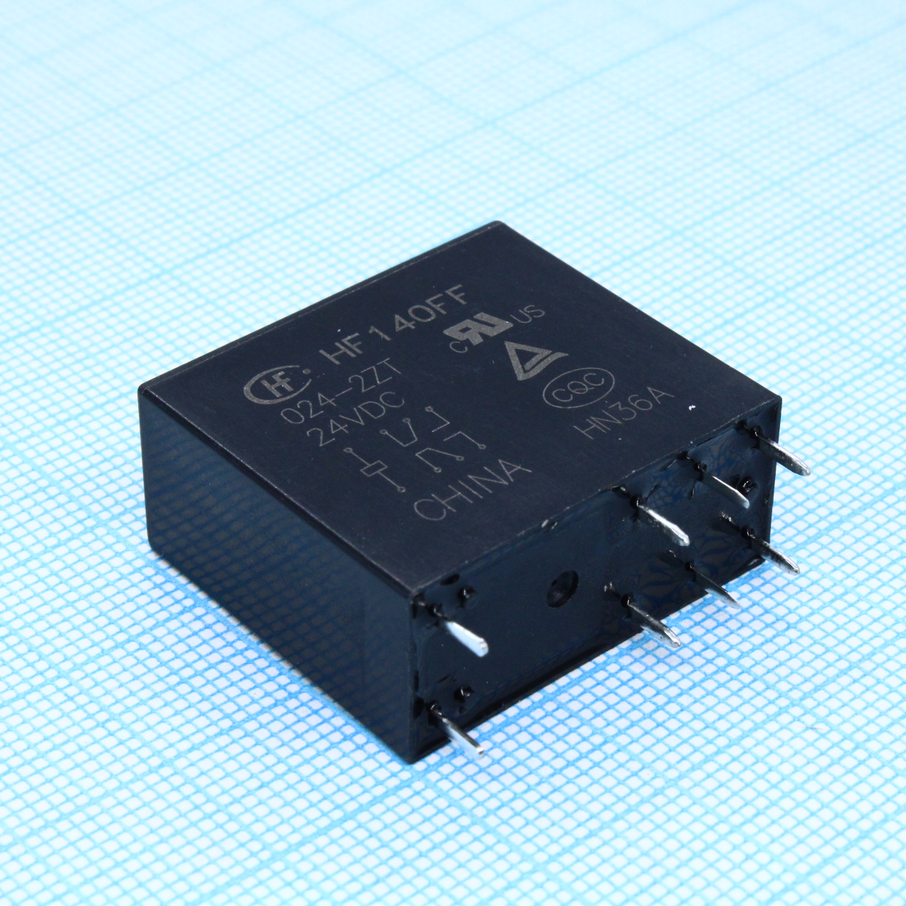 HF140FF/024-2ZT - Реле силовое, 10 A, 24 В,  DPDT