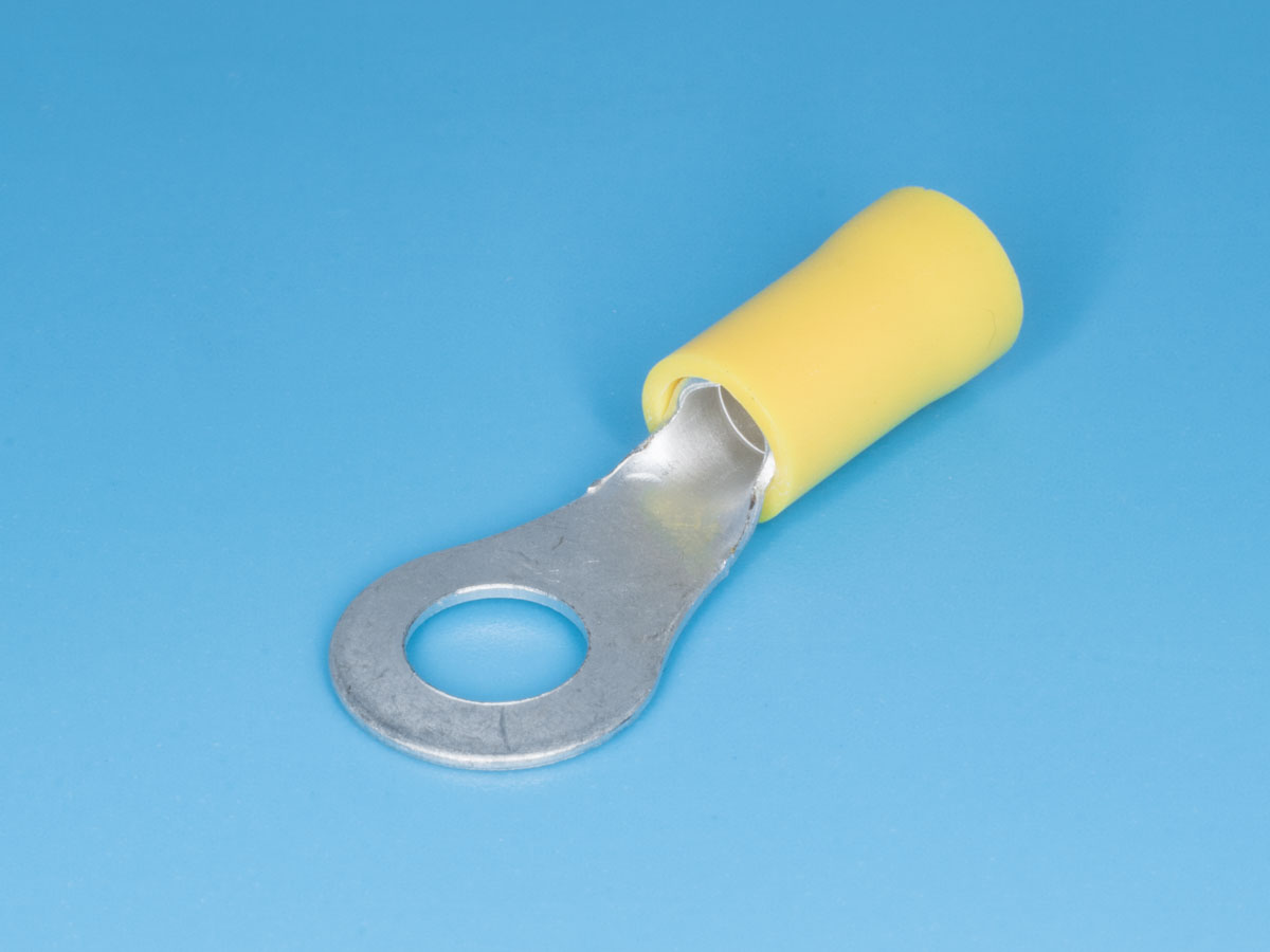 TRI-5.5-6 - Клемма тип "O" 6,4мм, на провод 4,0-6,0мм, изолированная, кратно 100шт.