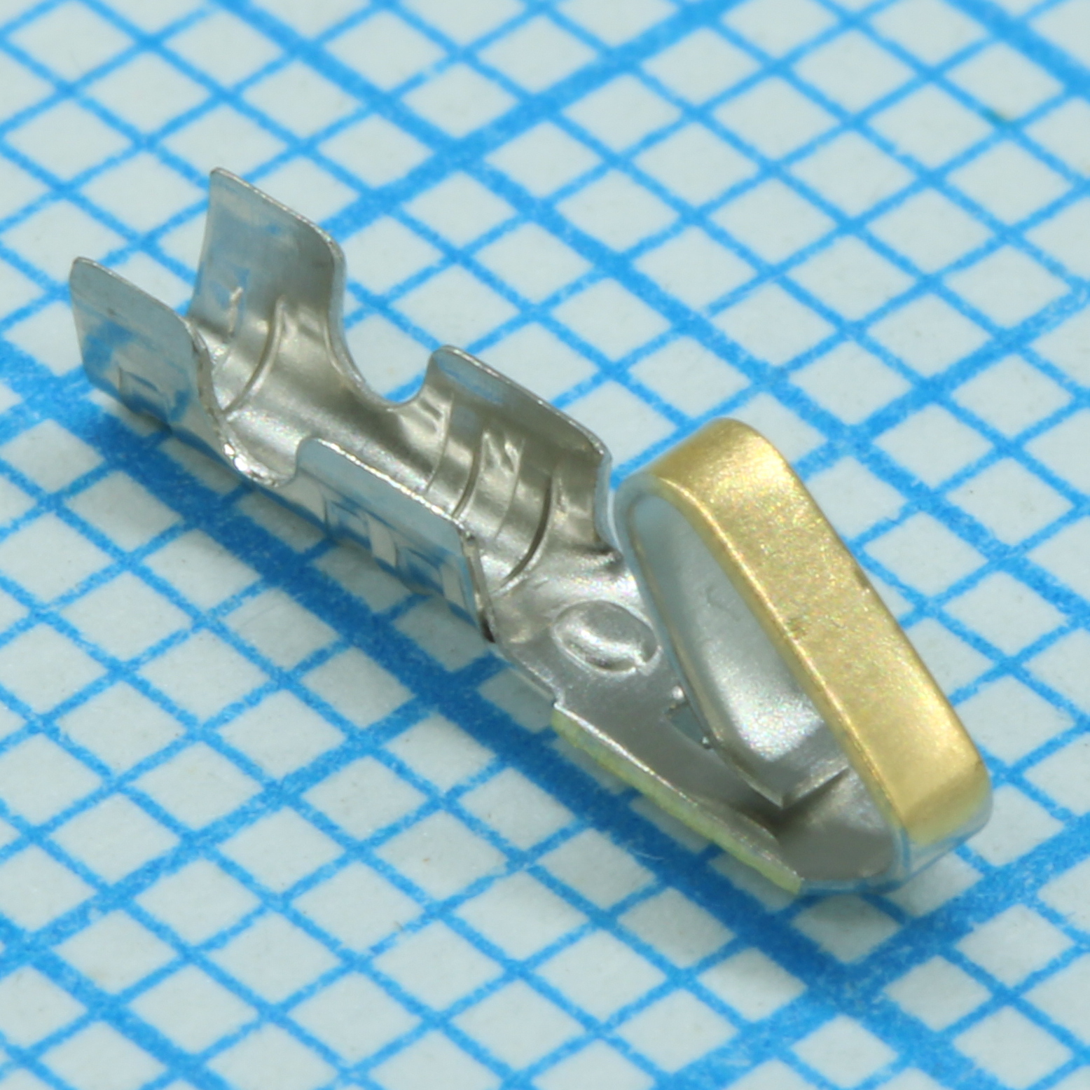 8550102 - Контакт-гнездо прямой монтаж на кабель 22-30AWG серия KK® пакет