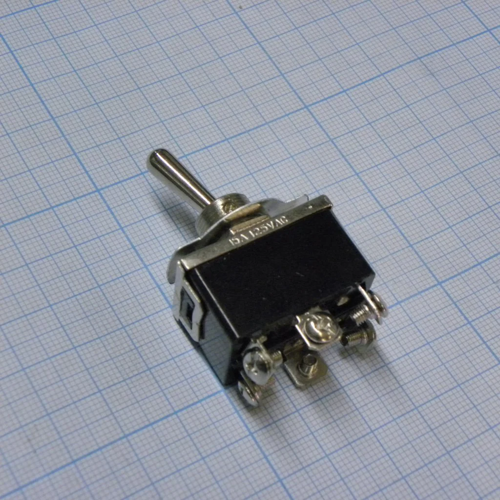 KN3(C)-212A-B2 - тумблер ON-(ON)  2 группы контактов с  винтами