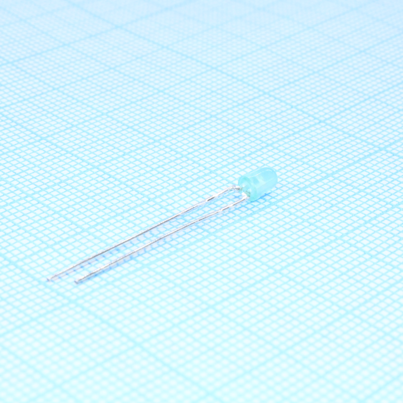 HLMP-1790 - Светодиод 3мм/зеленый/569нм/2.3мкд/50°/2mA