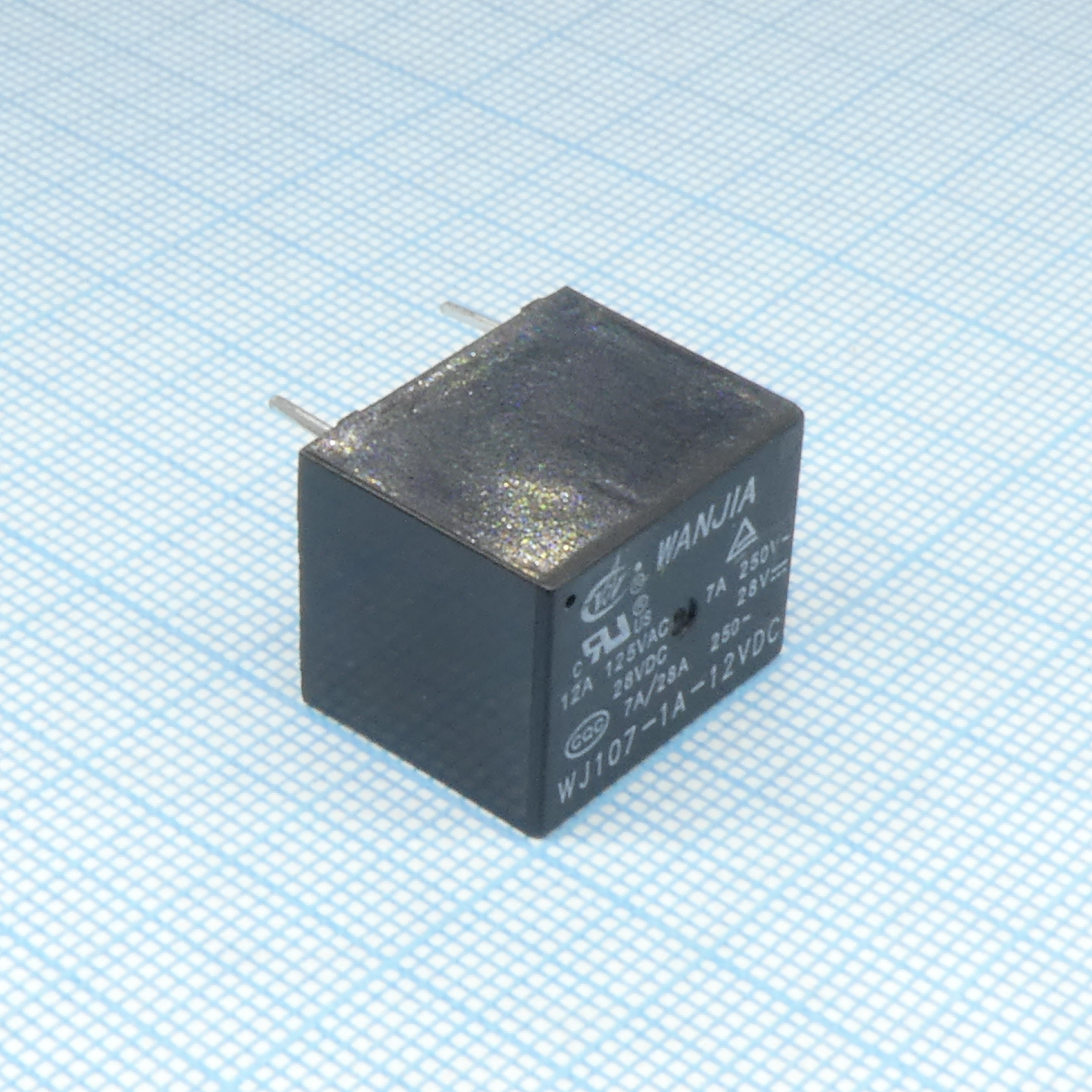 WJ107-1A-12VDC - Силовое электромеханическое реле, монтаж на плату, 12VDC 10А / 15.4х19.5х15мм