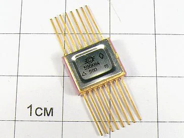 Микросхема 590КН4