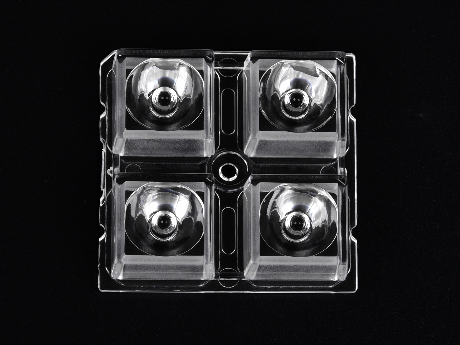 ALHB50D4LED3535T10G - Групповая квадратная линза 2x2 на 4 светодиода 3535/3030 эфф=93%, ~10°,  50x50mm   H:7.95mm PMMA