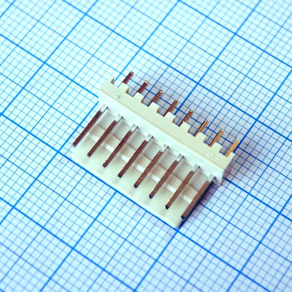 DS1070-8MVV6 - Разъем типа провод-плата, вилка прямая, шаг 2.54 мм, 8 контактов.