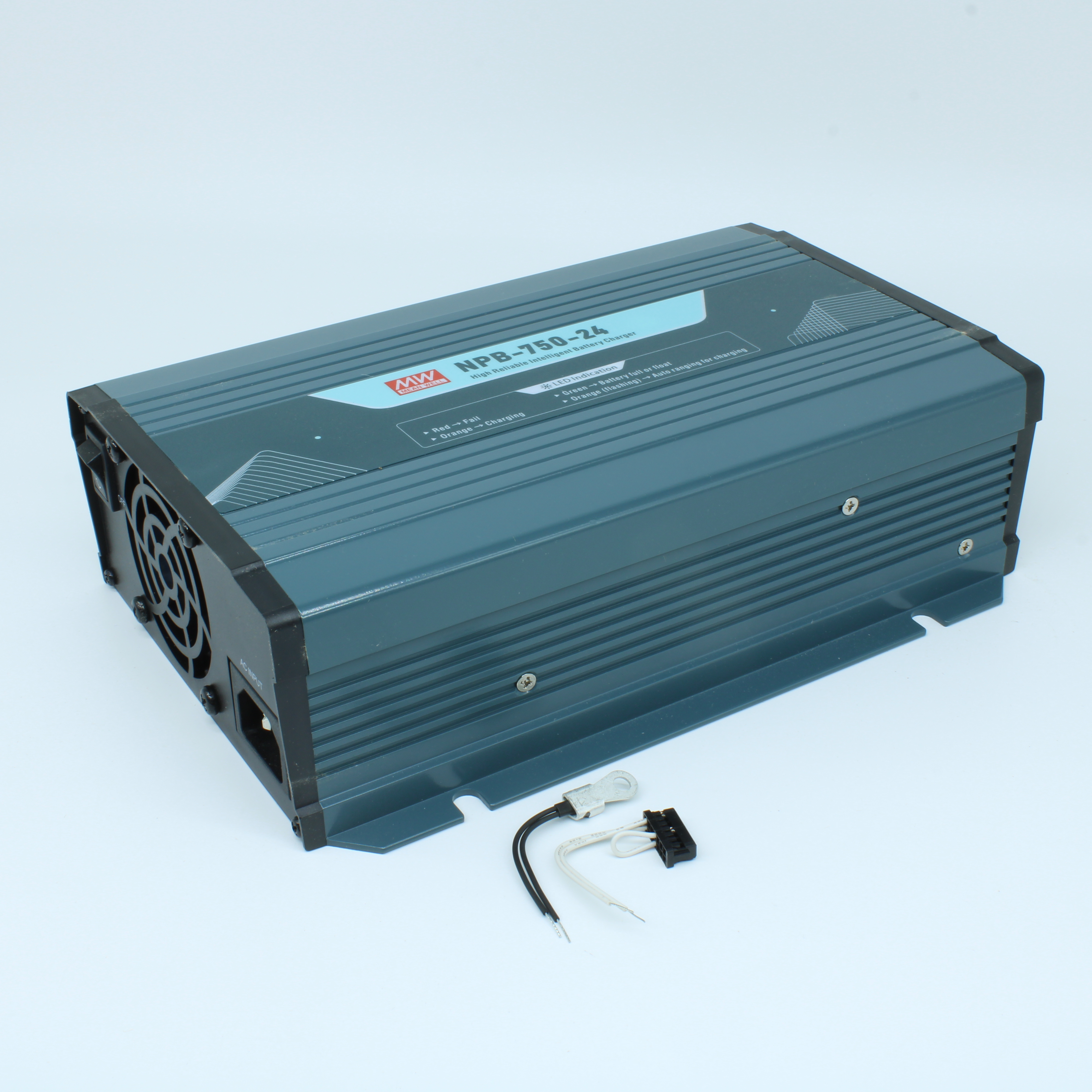 NPB-750-24 - AC/DC зарядное устройство, 28.8V/22.5A, вход 90…264VA C, 47…63Гц /127…370В DC, изоляция 3000В AC, PFC, CAN, программируемый, для свинцовых (обслуживаемых, гелевых, AGM) и Li-ion (Fe, Mn), 4 стадии заряда, 230*158*67мм, -30…+70°С