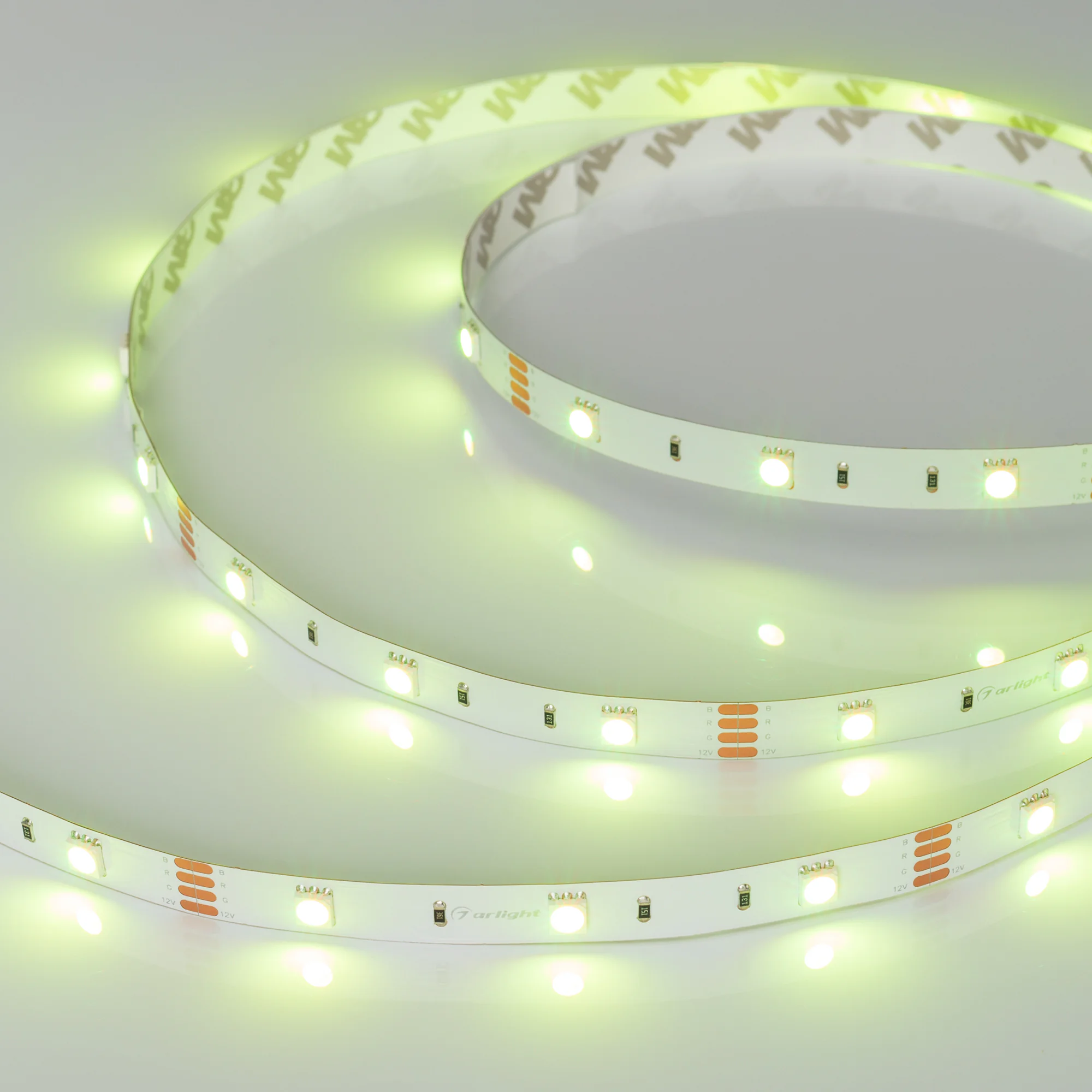 Лента RT-B30-10mm 12V RGB (7.2 W/m, IP20, 5060, 5m) 010596(2) - Светодиодная лента RT-B30, открытая. Светодиоды 5060, 30 шт/м (150 шт на 5 м), белая плата, ширина 10 мм, скотч 3M. Цвет RGB, угол 120°. Питание 12V, мощность 7.2 Вт/м (36 Вт на 5 м). Размеры