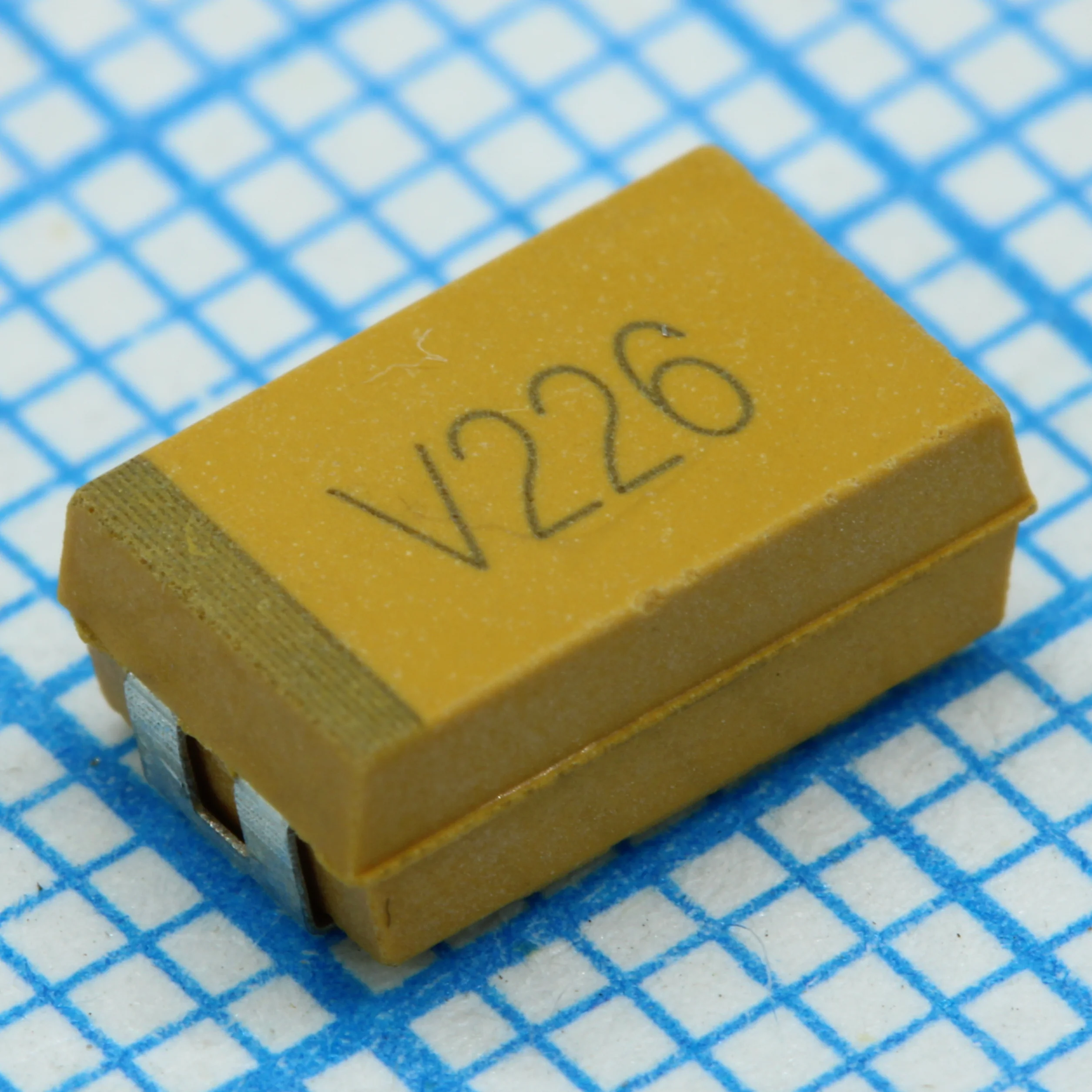 CA45-D035K226T - Конденсатор танталовый 22мкФ 35В ±10% типоразмер D-7343