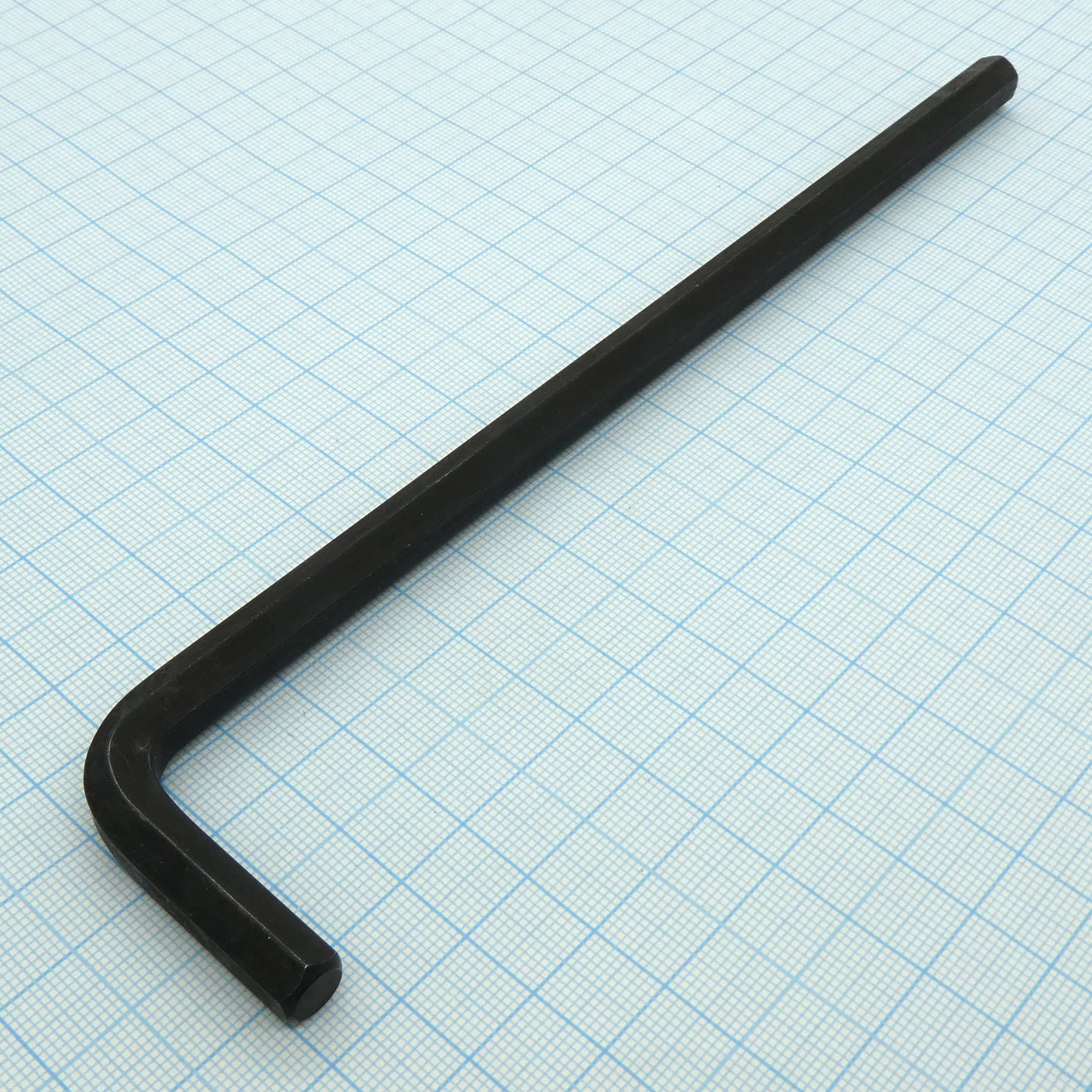 Шестигранник 352B   8-206 - удлиненный шестигранник, форма С 6.3, выполнен из высококачественной хромованадиевой стали, полная закалка.