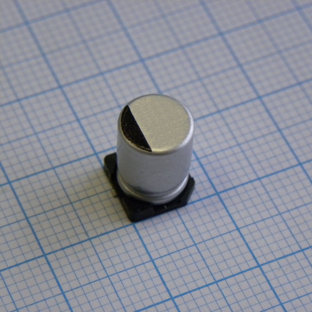 CA016M0330REF-0810 - Конденсатор электролитический стандартный 16В 330мкФ ±20%, 2000 часов, -40...+85°C, 8х10.5мм