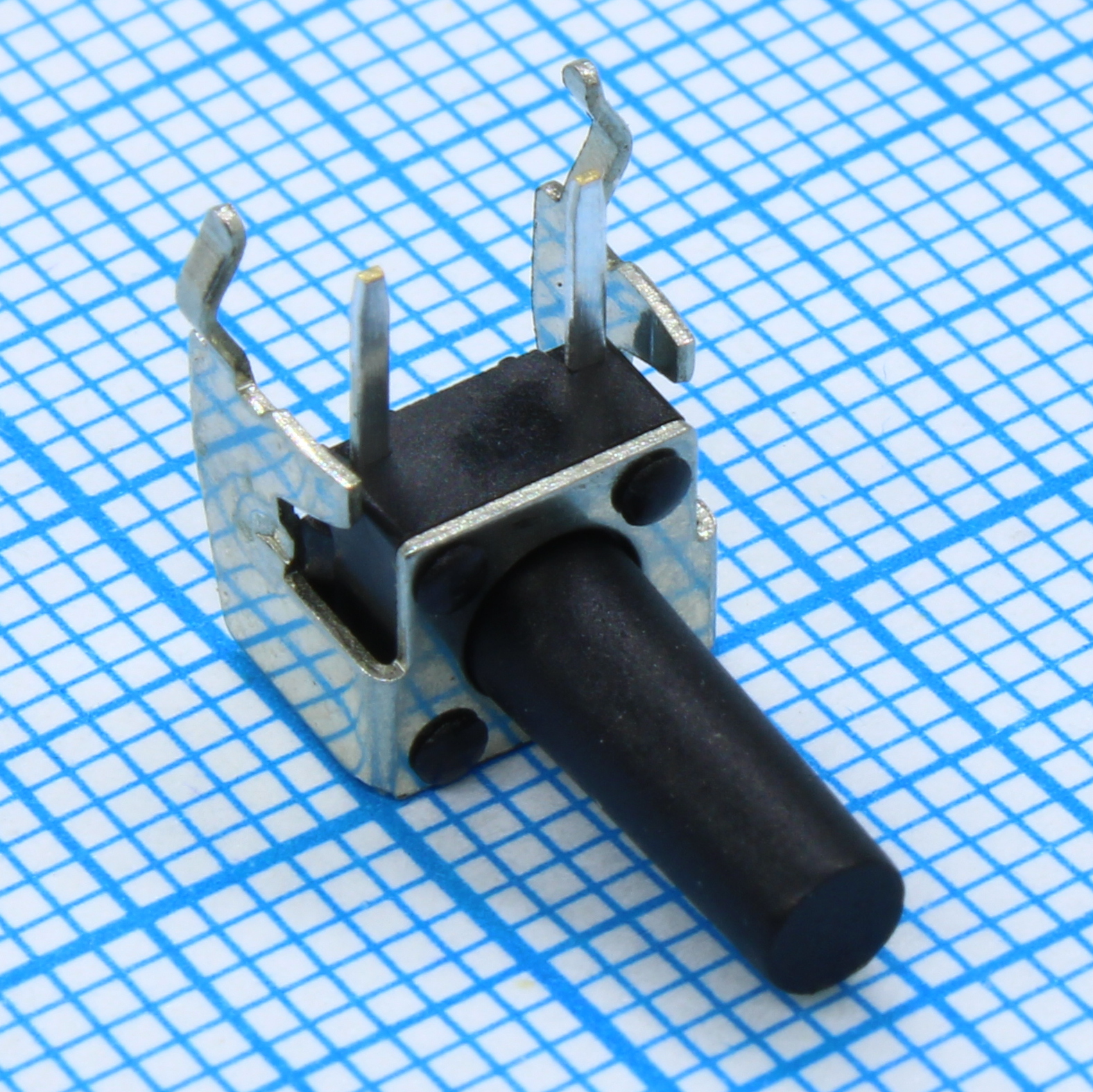 07125HIM-130G-G - Кнопка тактильная 7.3х7.1х3,85мм угловая h=8.85мм усилие нажатия130гр 0.05A 12В монтаж в отверстие