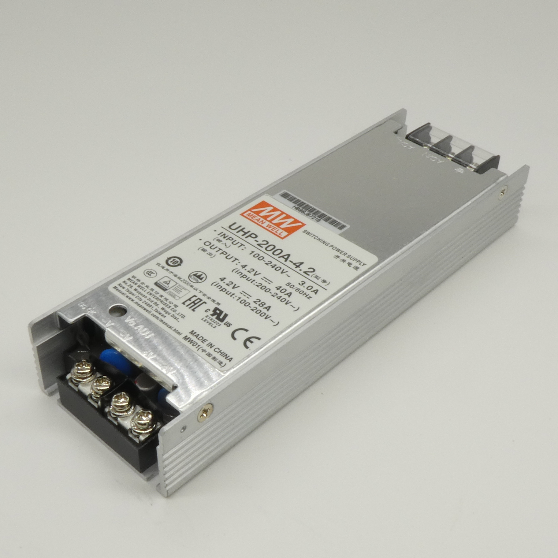 UHP-200A-4.2 - AC-DC, 168Вт, вход 100…264В AC, 47…63Гц, выход 4.2В/40A, ККМ, рег. вых 4…4.4В, изоляция 3000В AC, в кожухе 167х55х26мм, -30…+50°С