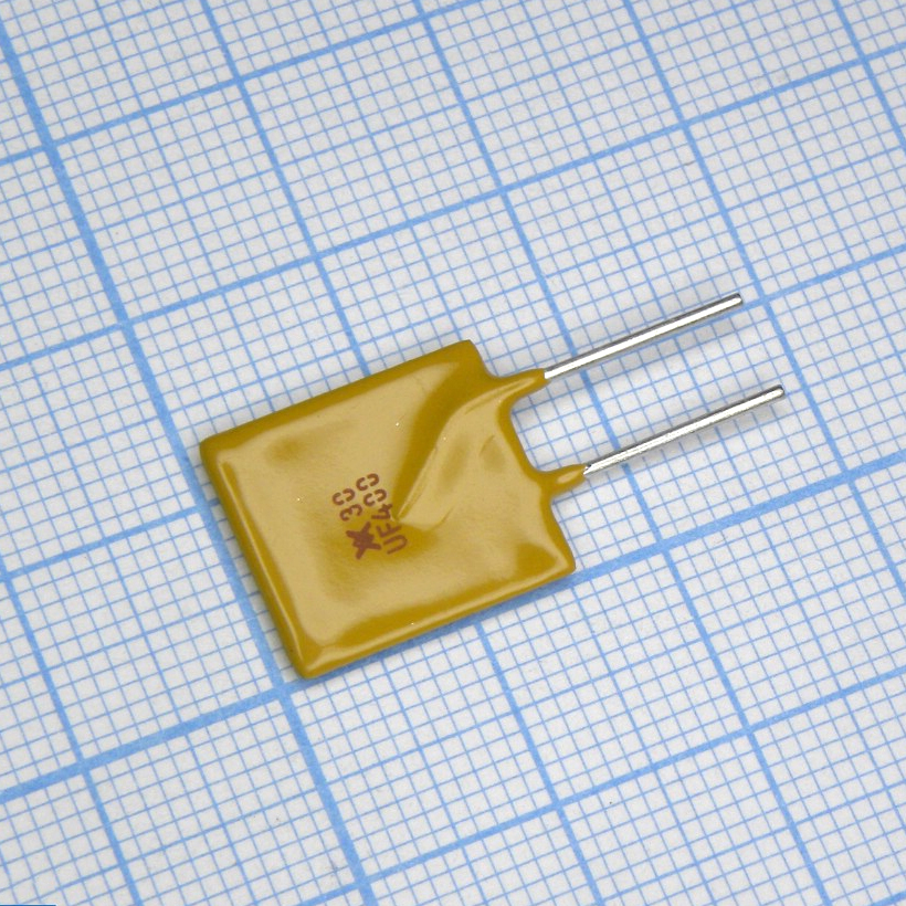 RUEF400 - Самовосстанавливающийся предохранитель PTC 4A(hold) 8A(trip) 30V 100A 2.5W 12.7s 0.01Ohm Radial 14 X 3 X 19.3mm Bag