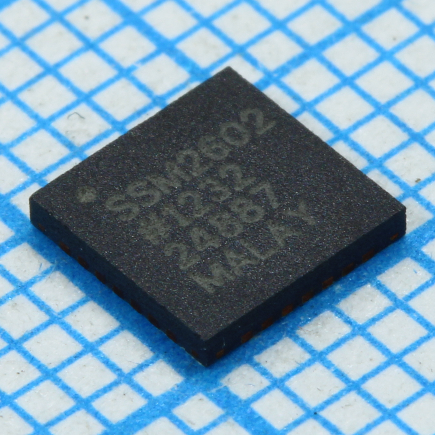 SSM2602CPZ-REEL7 - Аудиокодек стерео 24 бит 28 LFCSP