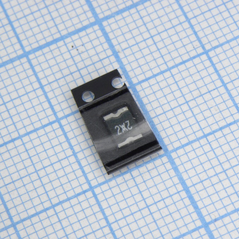 miniSMDC020F-2 - Самовосстанавливающийся предохранитель PTC 0.2A(hold) 0.4A(trip) 30VDC 10A 0.8W 0.02s 0.6Ohm SMD