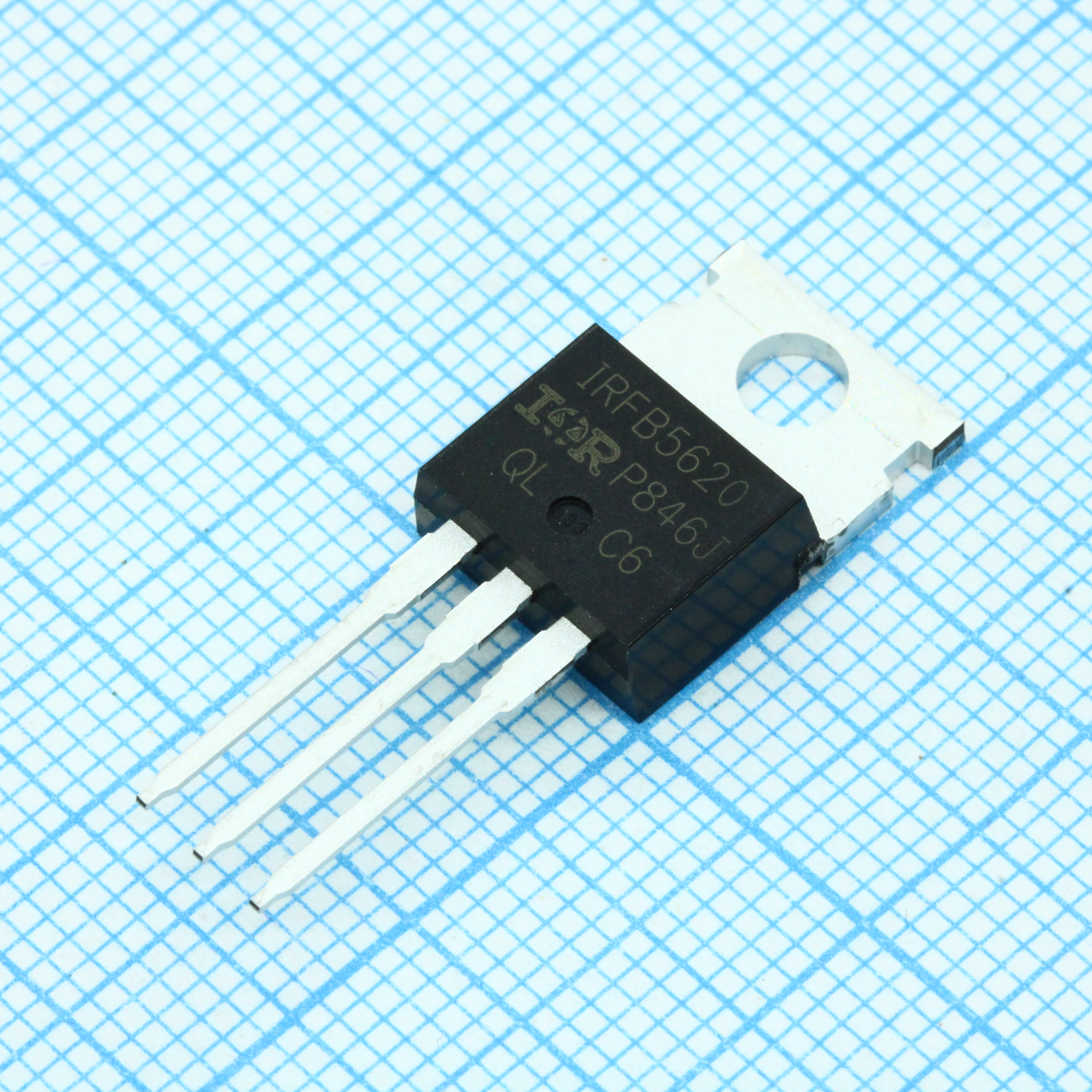 IRFB5620PBF - Транзистор полевой MOSFET N-канальный 200В 25А 144Вт