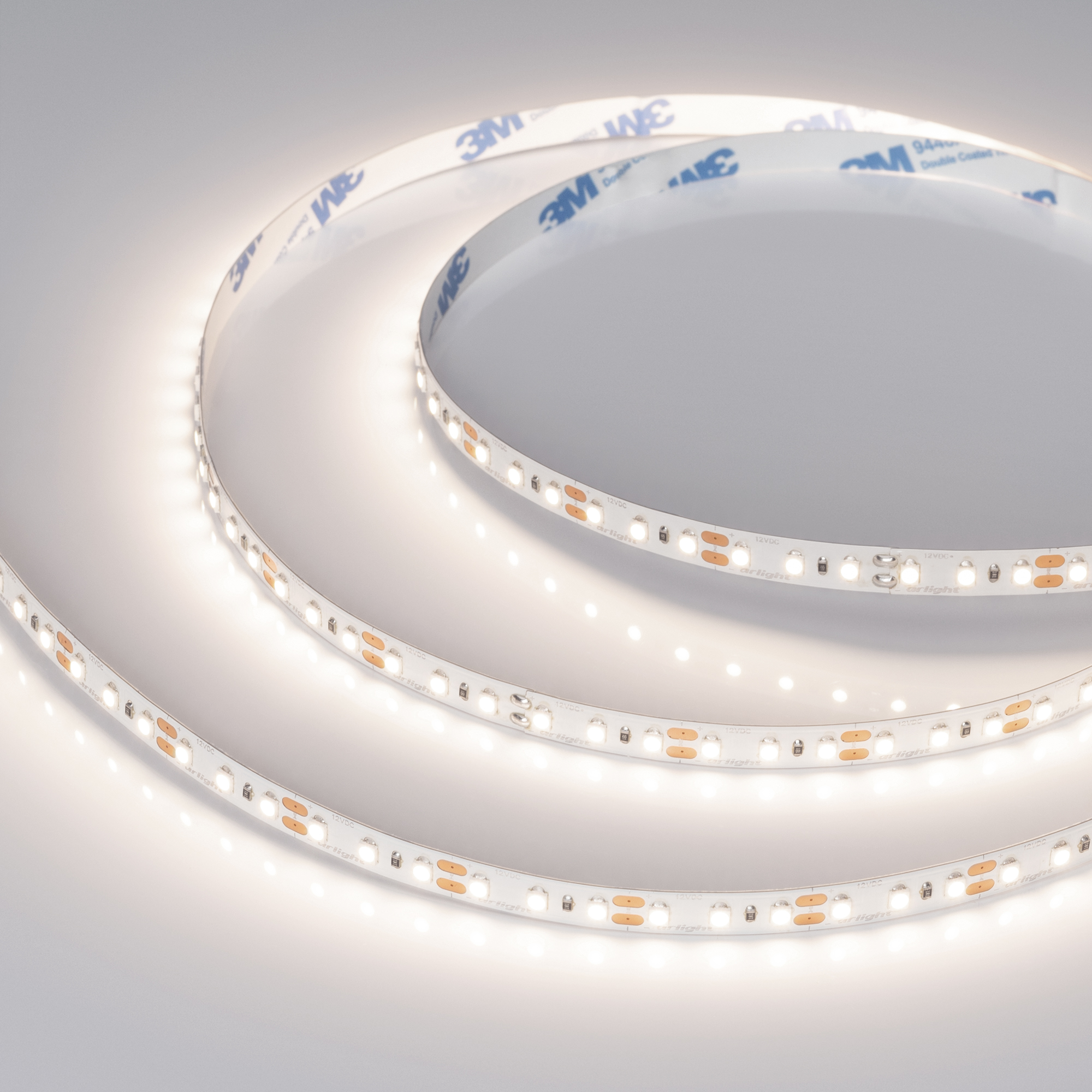 Лента NT-A120-8mm 12V Day4000 (9.6 W/m, IP20, 3528, 5m) 035169 - Светодиодная гибкая лента NT-A120, открытая IP20. Светодиоды 3528, 120 шт/м (600 шт на 5 м), белая плата 8 мм, скотч 3M. Цвет ДНЕВНОЙ 4000 K, цветопередача CRI>90, угол 120°. Питание 12 В, м