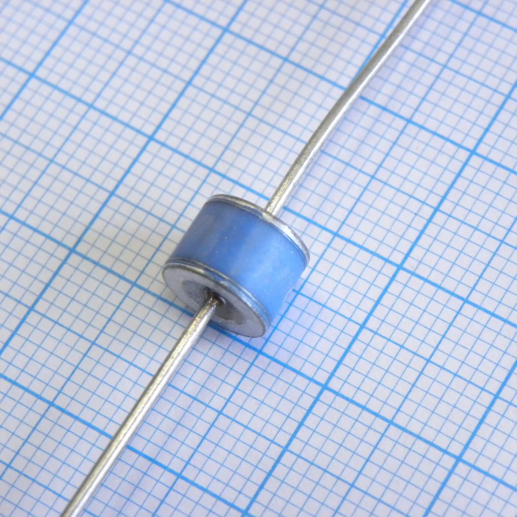 B88069X4880S102 - 8x6mm 90V +-20% 10kA/10A 2-х элек. N81A90X