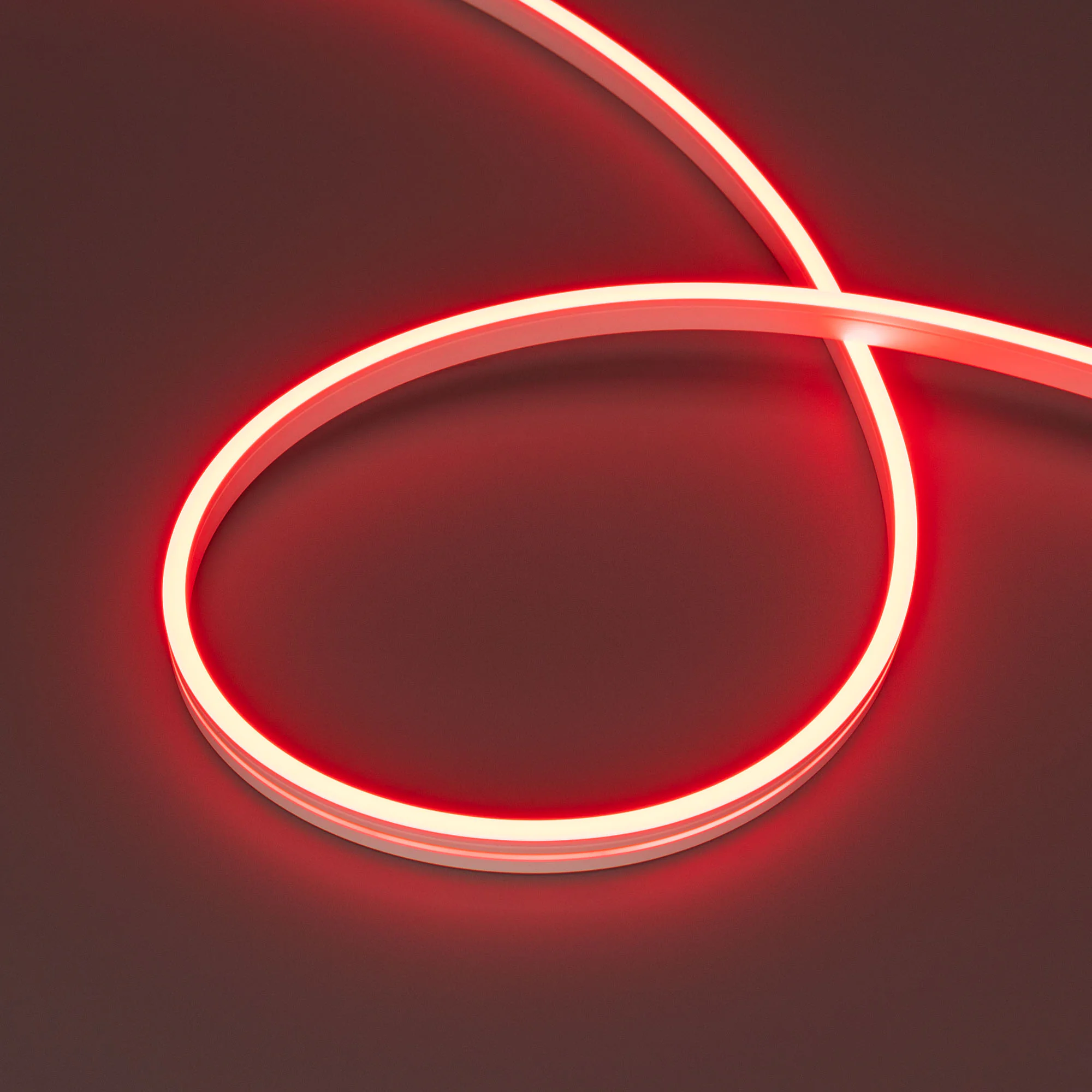 Лента герметичная MOONLIGHT-SIDE-A168-4x10mm 24V Red (7.2 W/m, IP65, 5m, wire x2) 038313 - Гибкая герметичная лента (неон серии MOONLIGHT), сечение 4х10 мм. Светодиоды SMD 2835 168 шт/м. Цвет свечения КРАСНЫЙ, угол излучения 110°. Мощность 7.2 Вт/м, питан