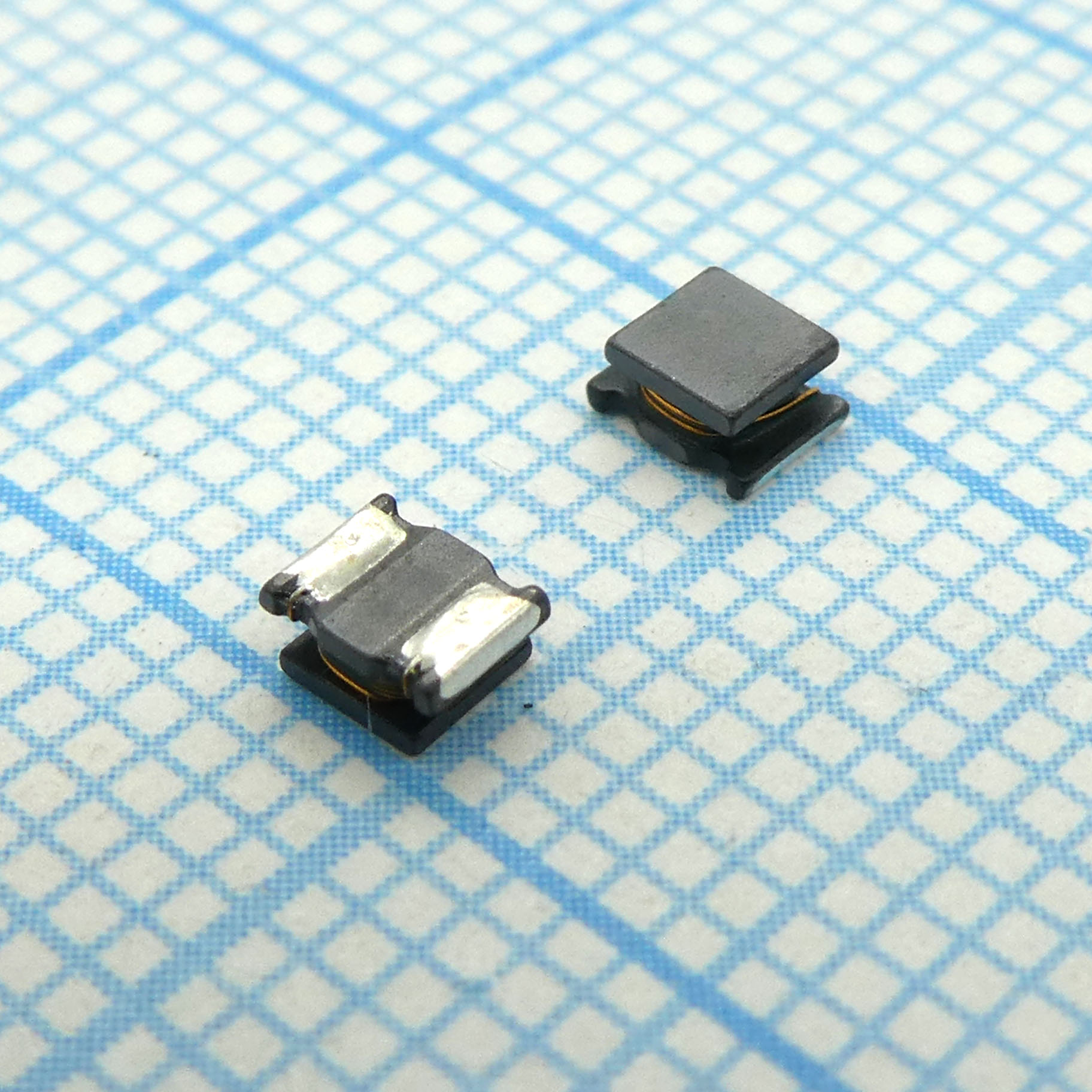 LQH32CN100K33L - Чип индуктивность проволочная неэкранированная 10мкГн ±10% 450мА, 0,39Ом по постоянному току, 1210 лента на катушке